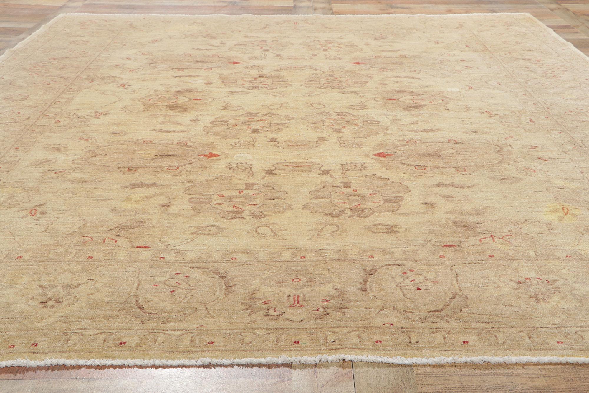 Wool 1970's Pakistani Peshawar Carpet with Modern Style For Sale