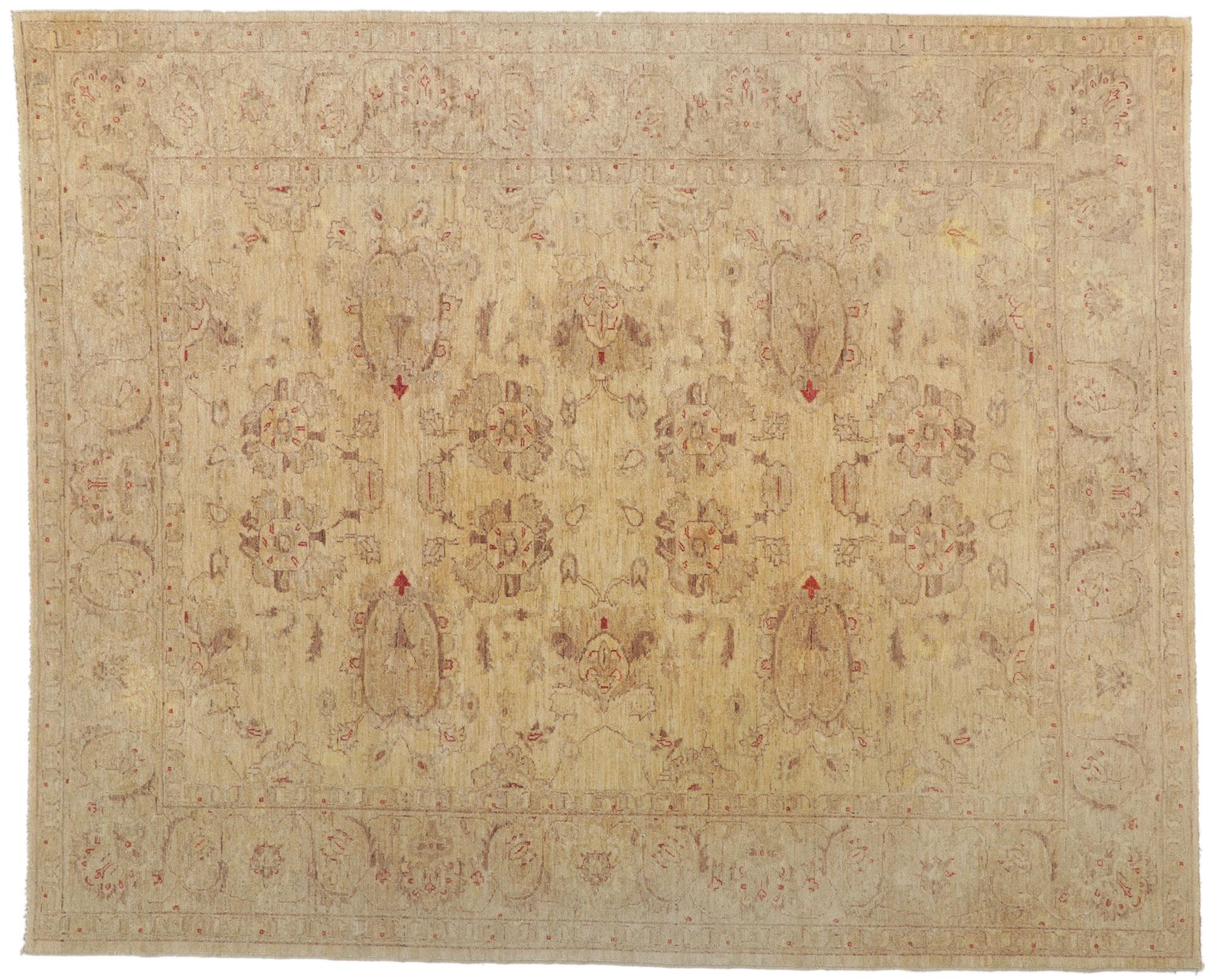 1970's Pakistani Peshawar Carpet with Modern Style For Sale 2