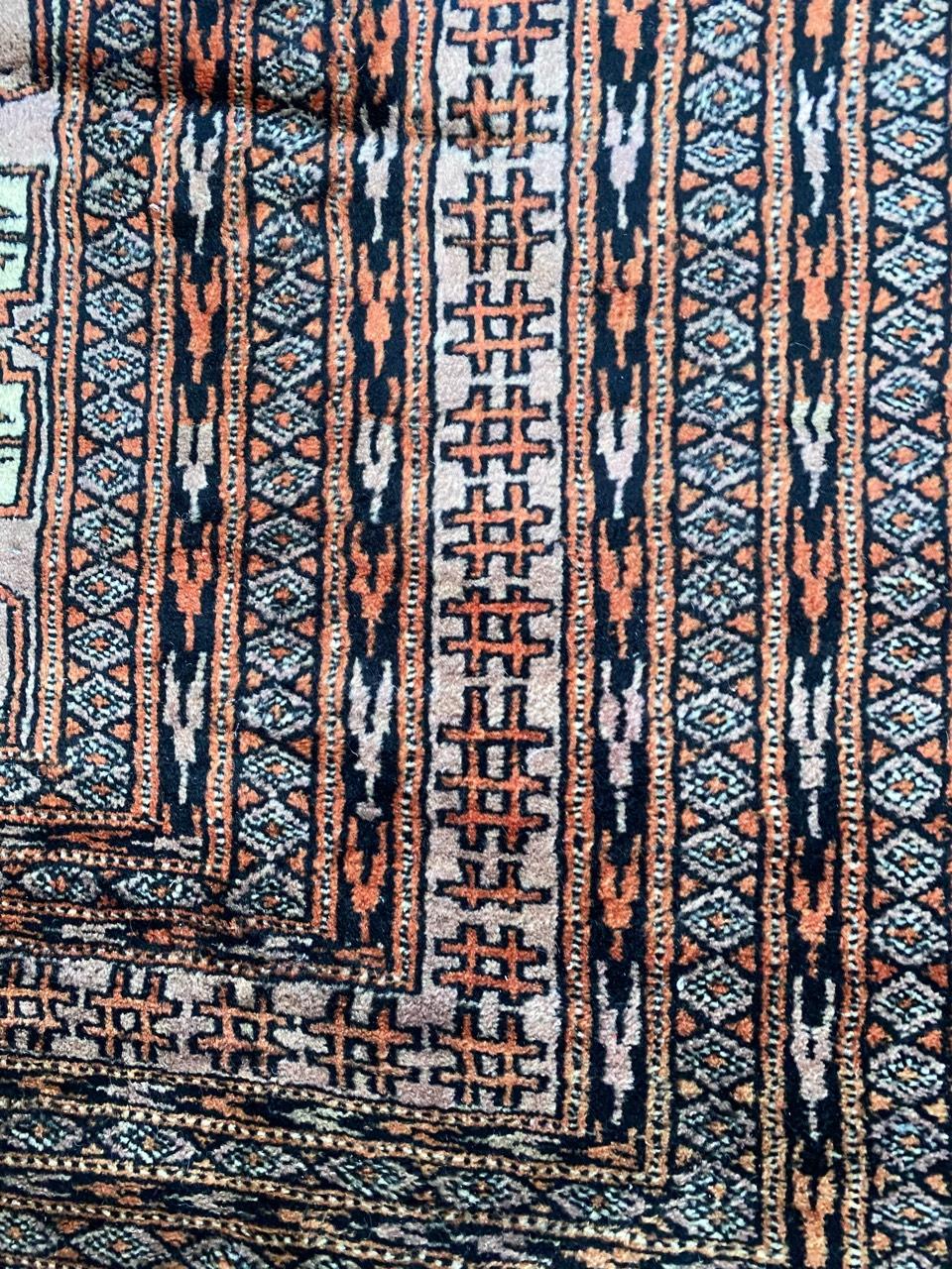 Pakistanischer Vintage-Teppich im Angebot 3