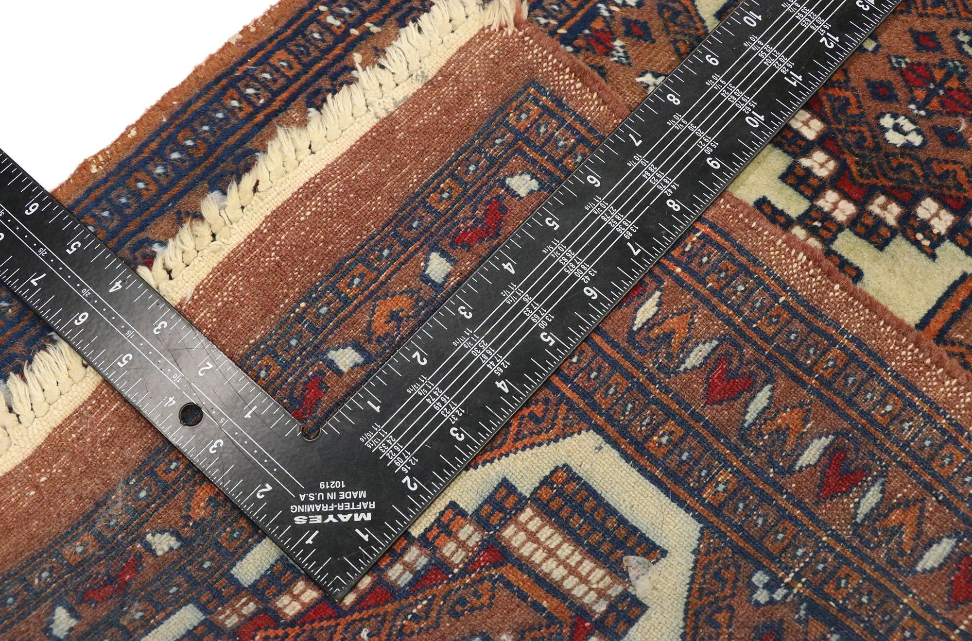 Noué à la main Tapis pakistanais vintage en vente