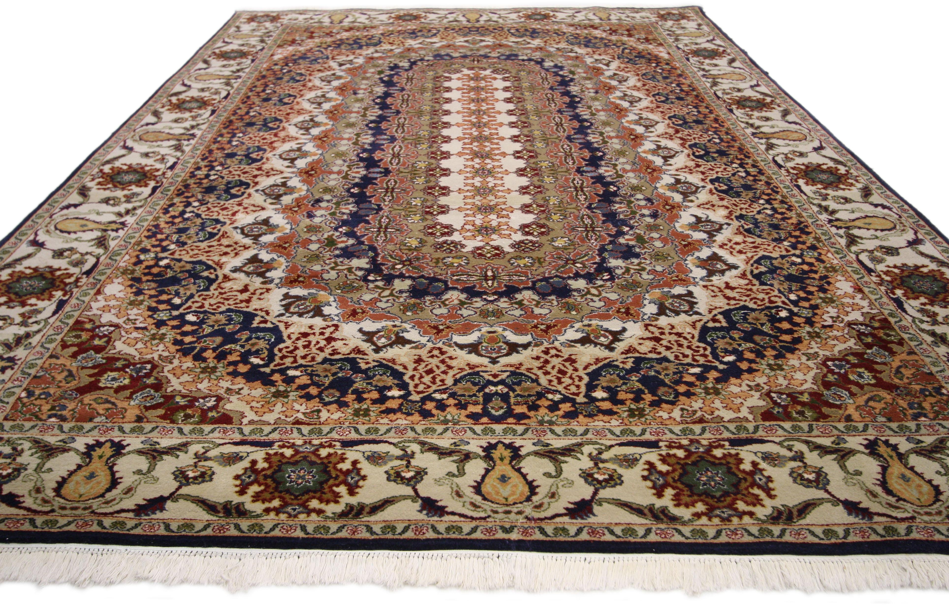 Hand-Knotted Vintage Pakistani Rug with Colonial Arts and Crafts Style For Sale