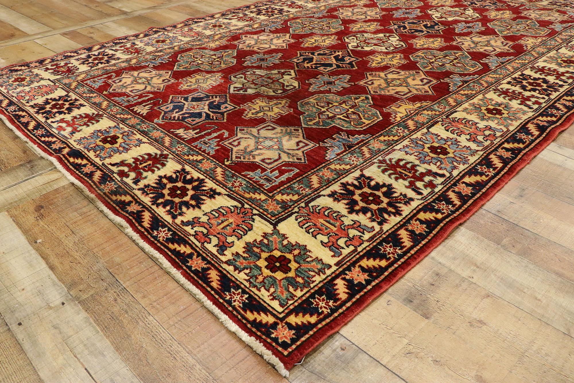 Wool Vintage Pakistani Rug with Modern American Colonial Style For Sale