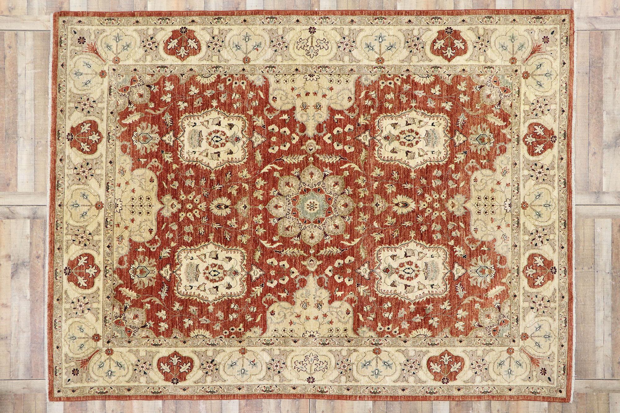 Wool Vintage Pakistani Rug with Traditional Style For Sale