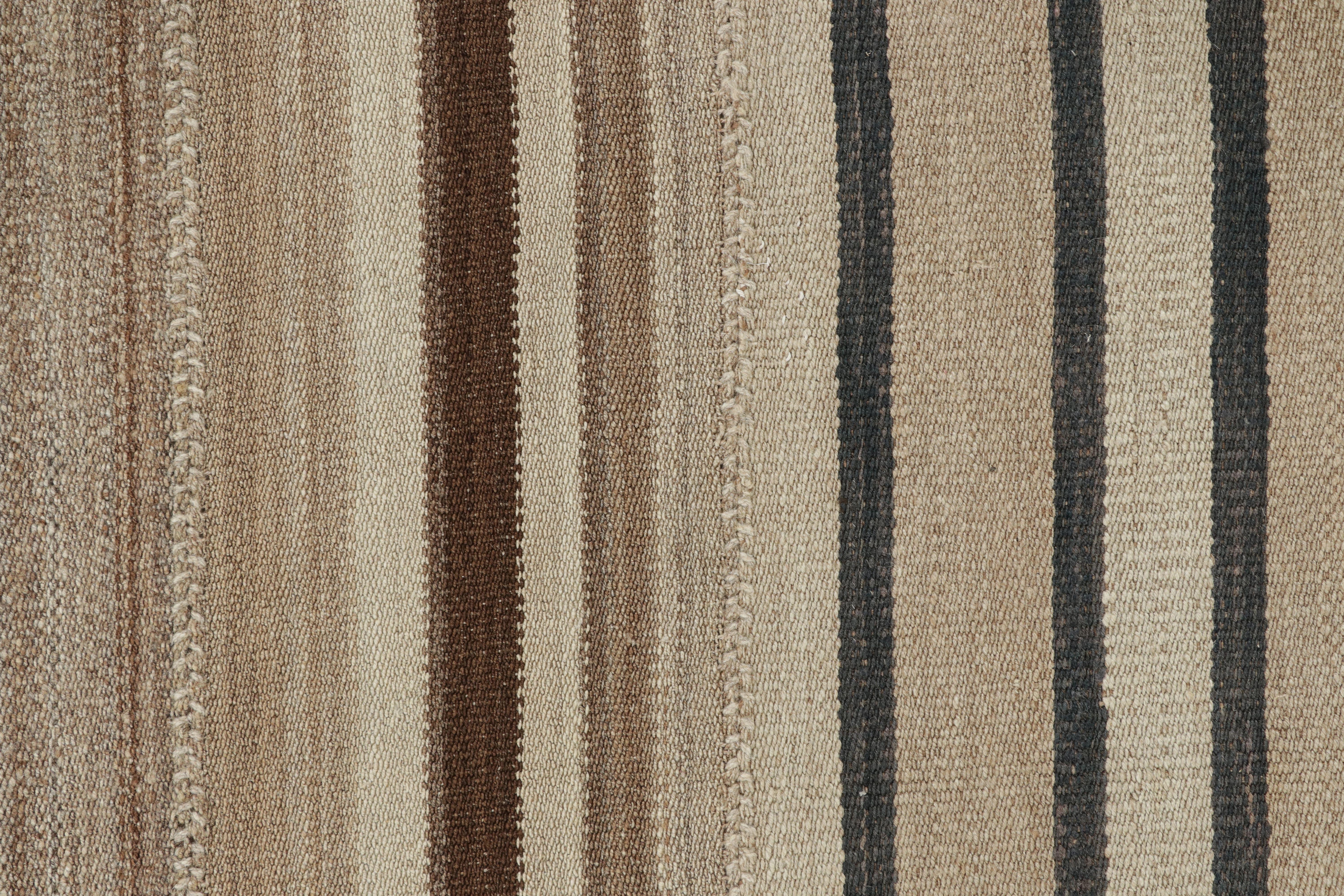 Perse Vintage Palas Bidjar Persian Square Kilim, Beige-Brown Stripes - Rug & Kilim en vente