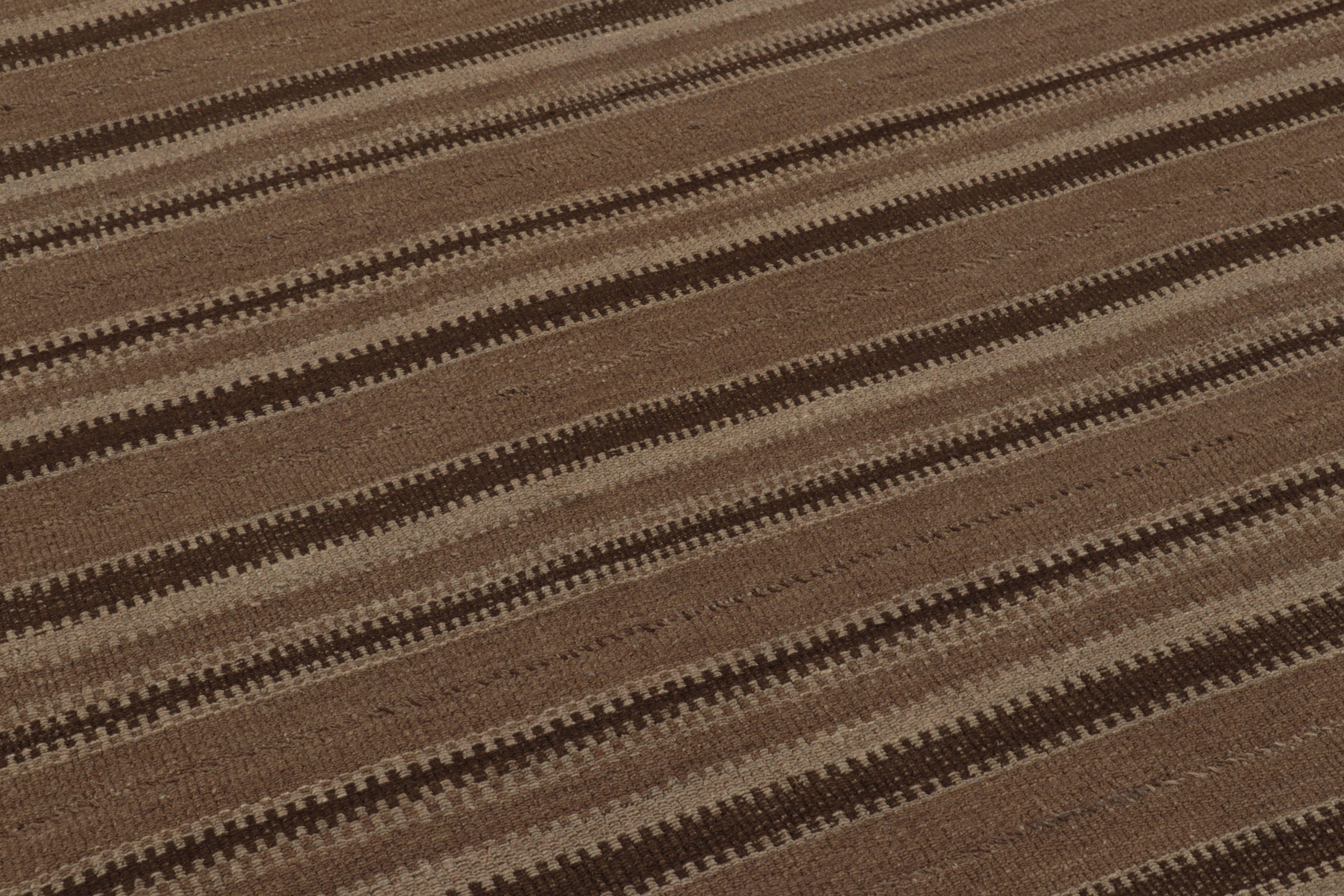 Vintage Palas Bidjari Persischer Quadratischer Kilim, Brauner Geometrischer Streifen - Rug & Kilim (Handgewebt) im Angebot