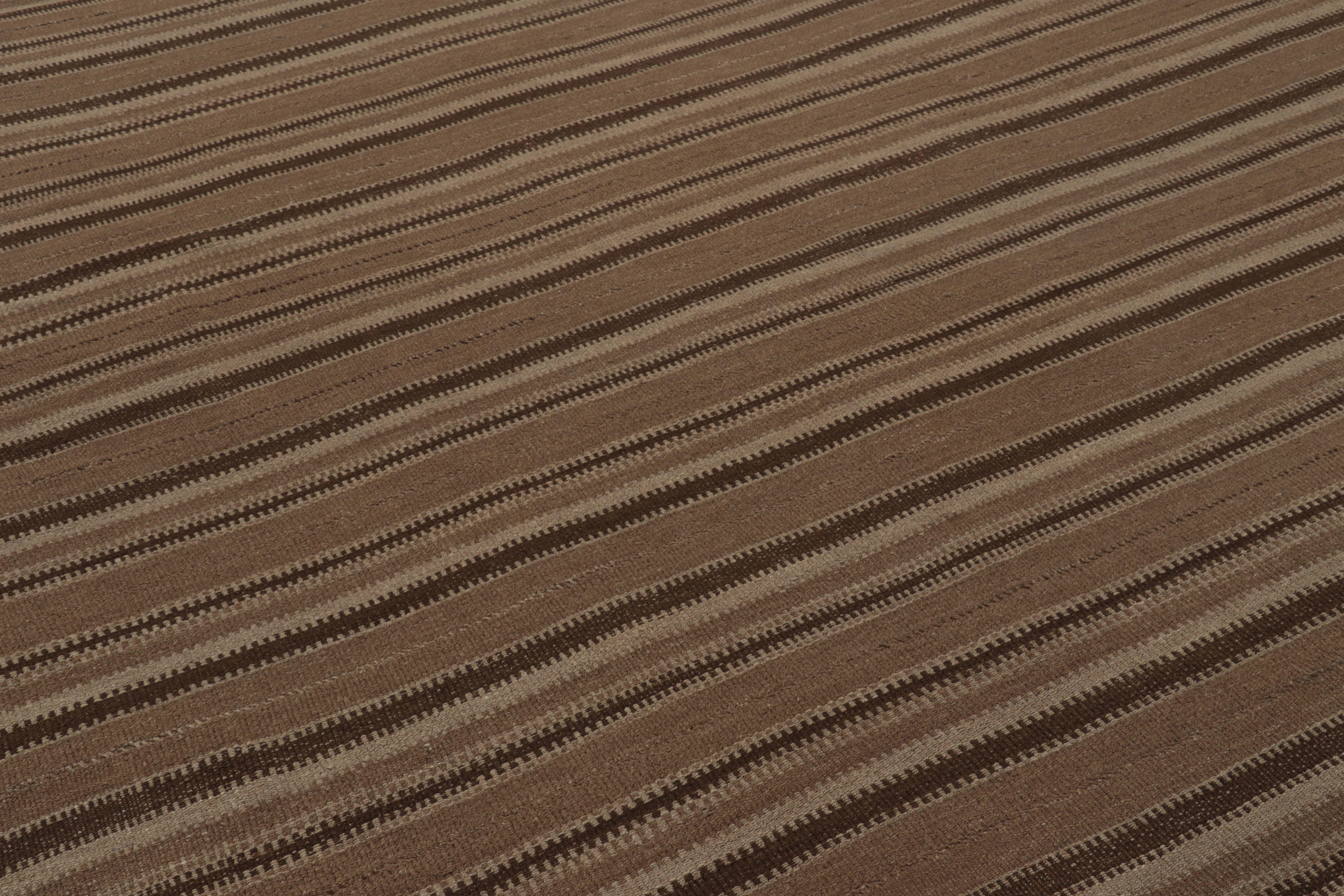 Vintage Palas Bidjari Persischer Quadratischer Kilim, Brauner Geometrischer Streifen - Rug & Kilim (Mitte des 20. Jahrhunderts) im Angebot