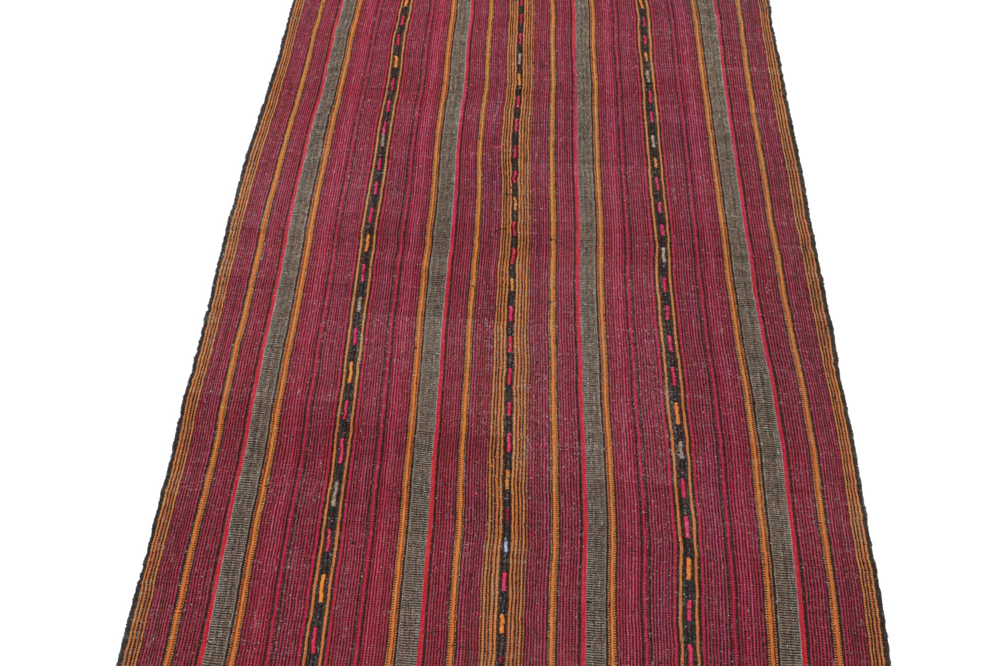 Vintage Palas Persian Kilim in Pink and Ochre Stripes In Good Condition For Sale In Long Island City, NY
