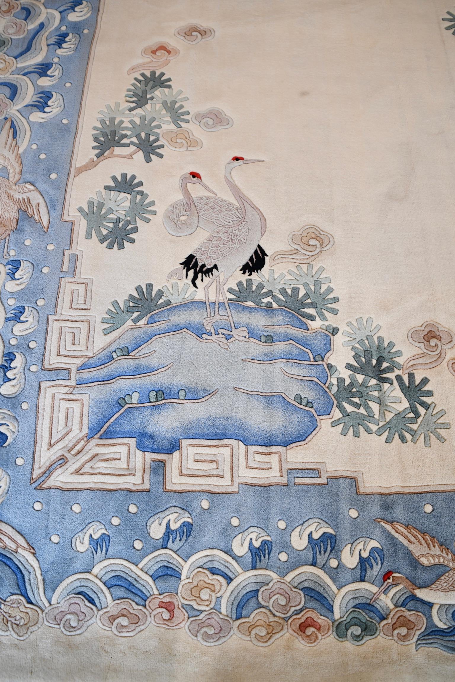 Vintage Palatial Chinese Rug For Sale 1