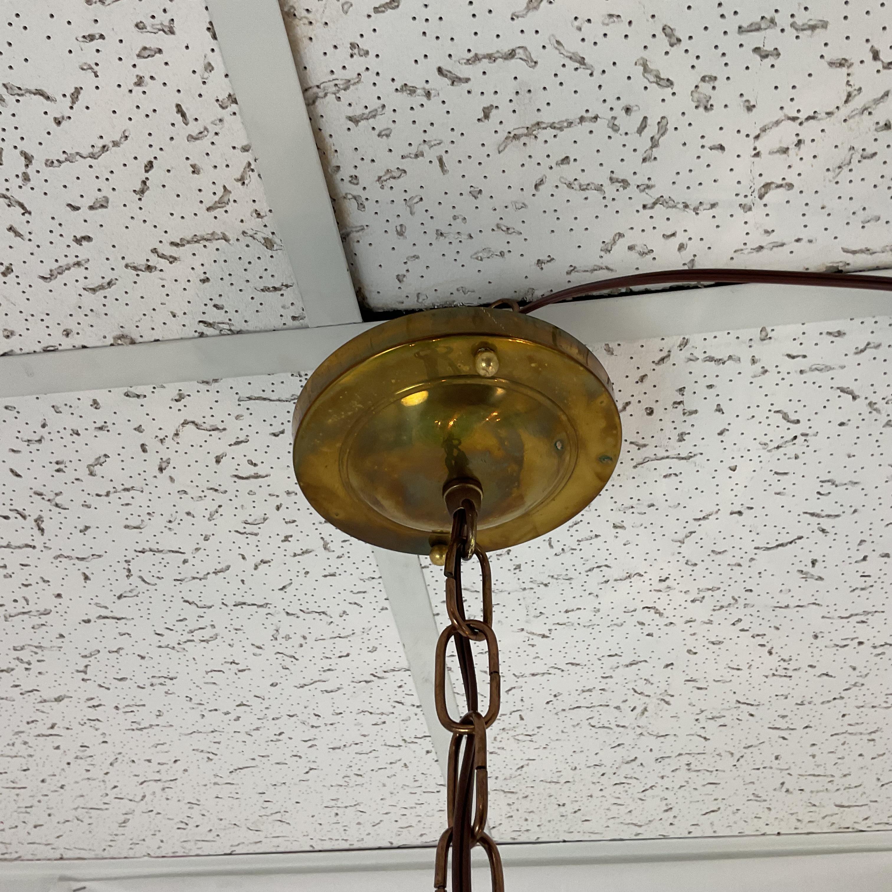Metà XX secolo Campane da fumo in vetro acidato verde pallido vintage in vendita