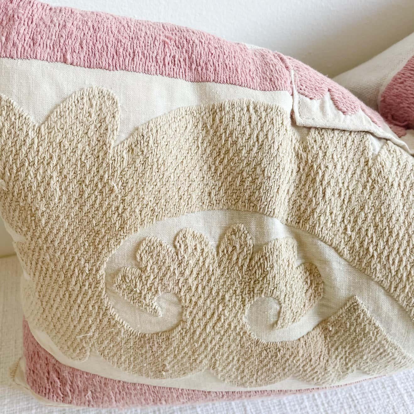 Vintage pale pink and tan embroidered Suzani on a natural muslin background. This vintage textile pillow face features a vintage Suzann quilt, natural linen colored background with original hand embroidery. The backing is 100% Belgian linen in