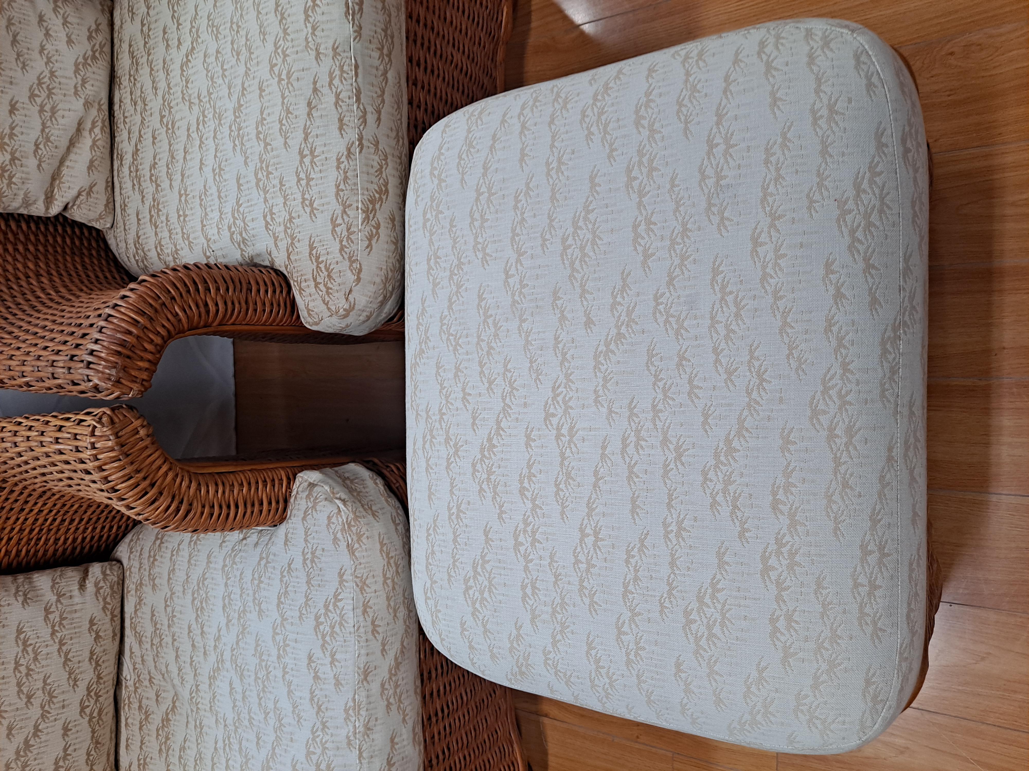 Vintage Palecek Woven Wicker 3-piece Patio Chairs & Ottoman Set

Mid-late 20th Century 

Chairs: 33