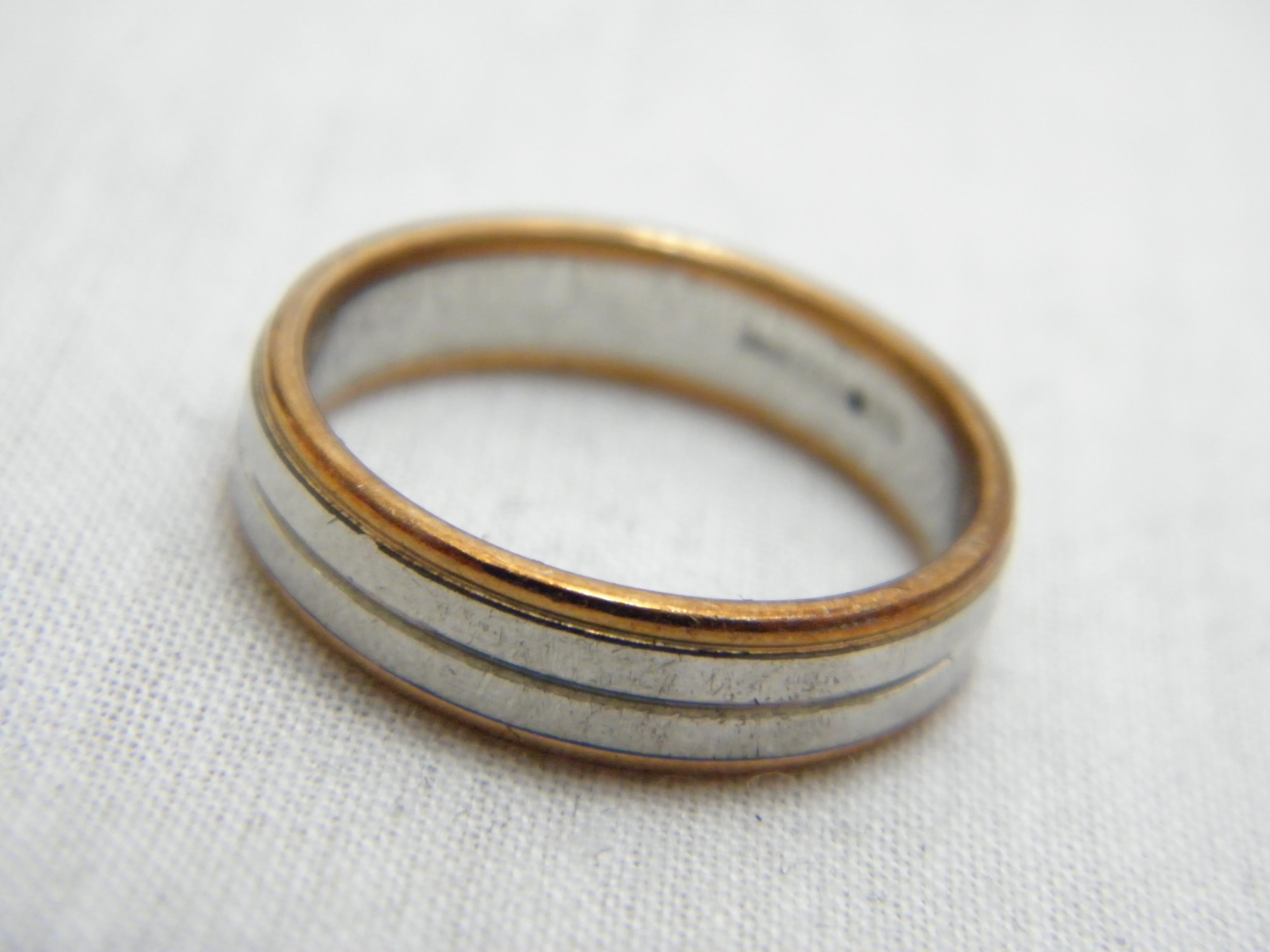 Vintage Palladium 9ct Gold 5,2 mm Ehering Größe R 8,75 950 375 Reinheitsschliff (Zeitgenössisch) im Angebot