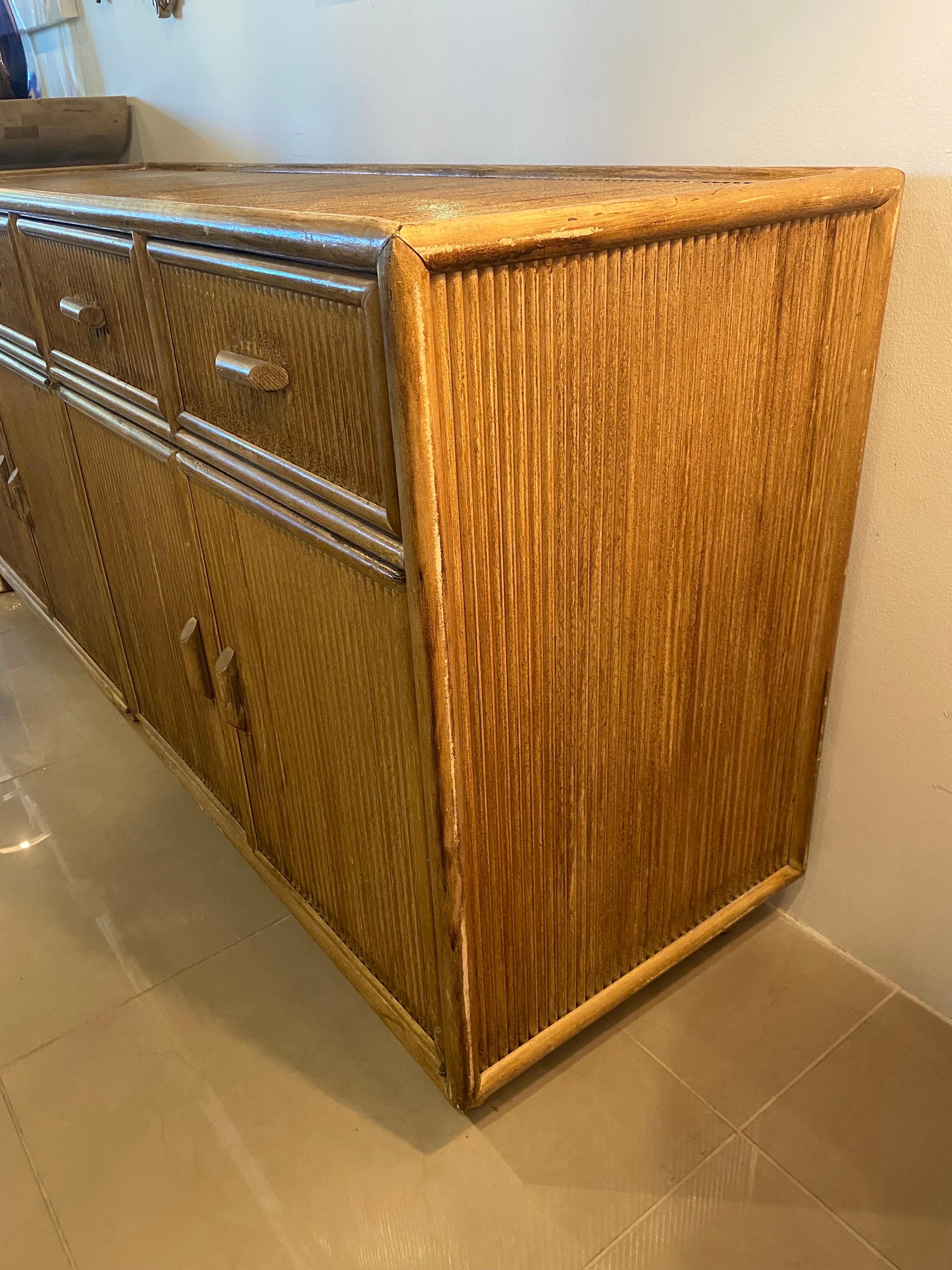 Vintage Palm Beach Bamboo Pencil Reed Credenza Cabinet Buffet Drawers Dresser  In Good Condition For Sale In West Palm Beach, FL