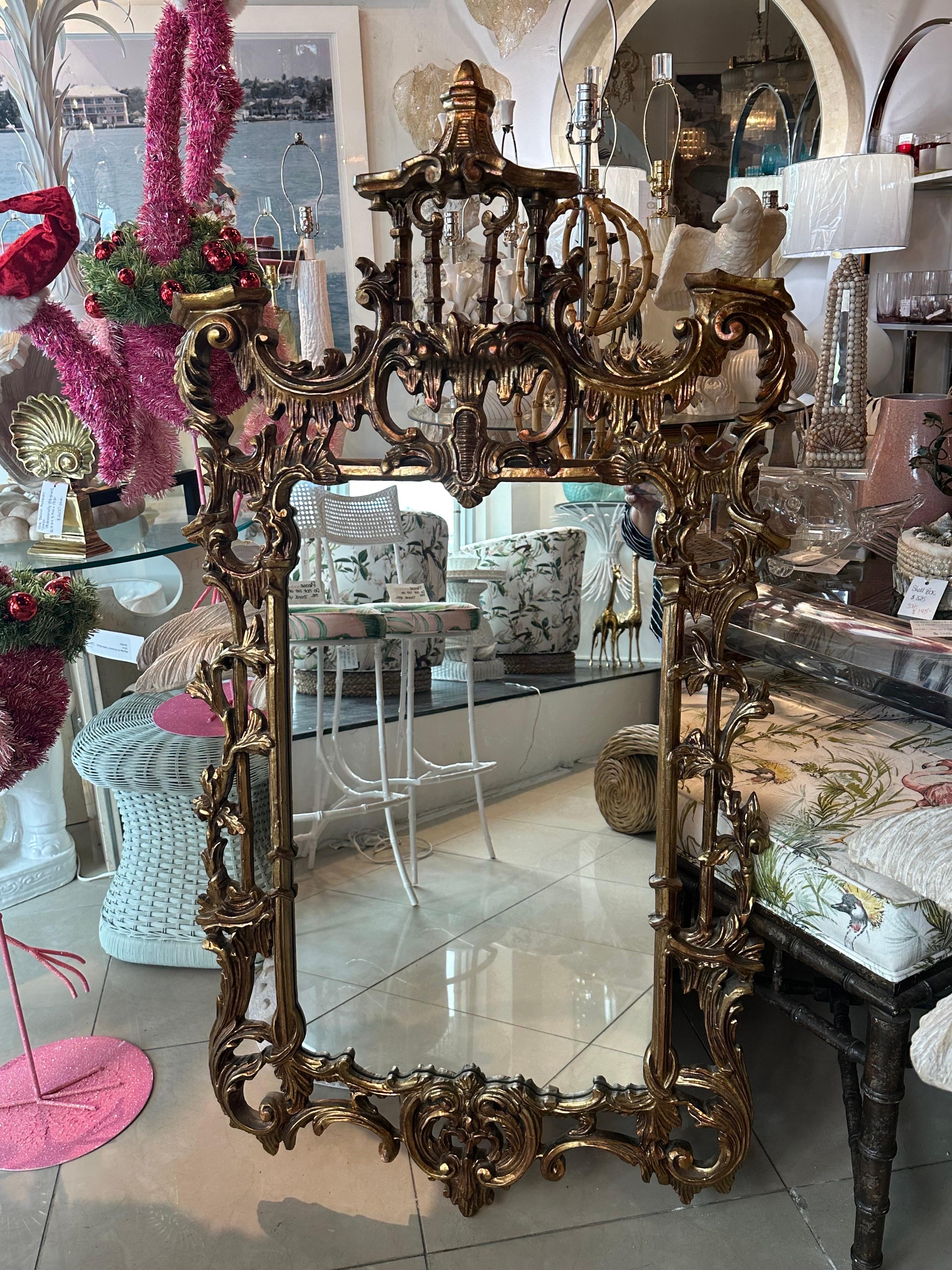 Vieux miroir mural pagode Chippendale chinois de Palm Beach Chinoiserie avec cloches en vente 2