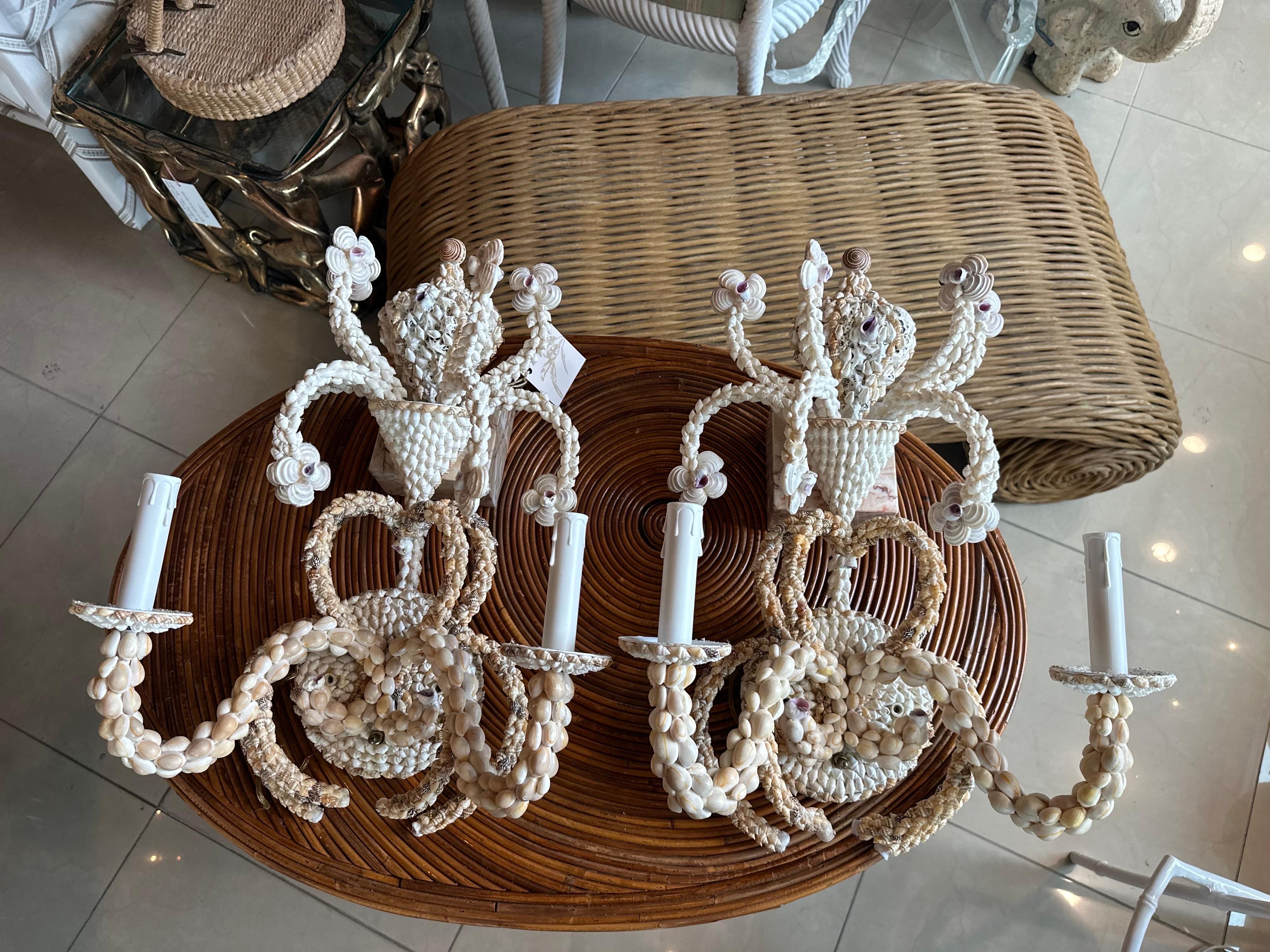 Vintage Palm Beach Pair of Seashell Shell Encrusted Sconce Wall Lights For Sale 7
