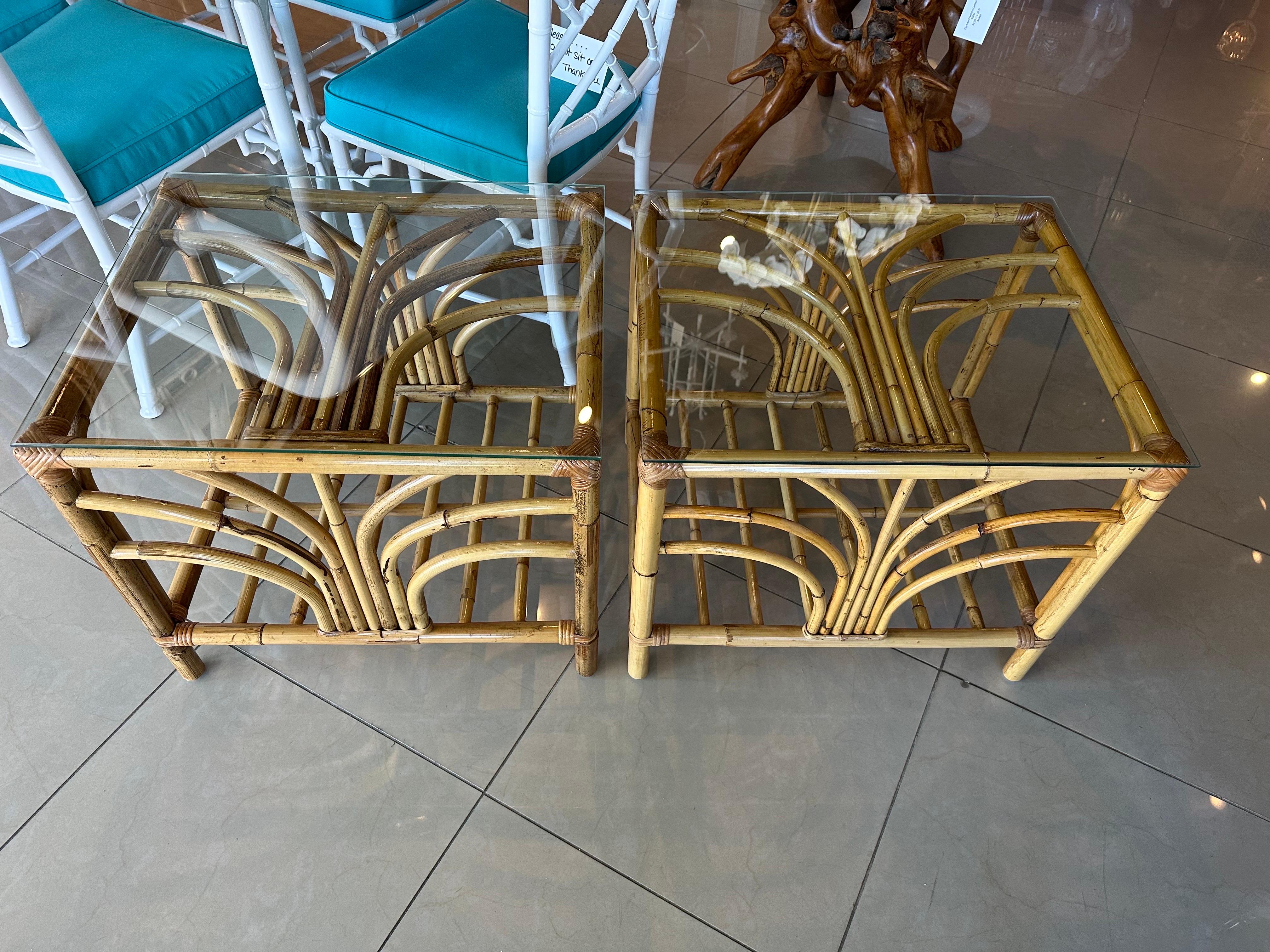 Vintage Palm Beach Pair Rattan Bamboo Starburst End Side Tables Glass Tops For Sale 5