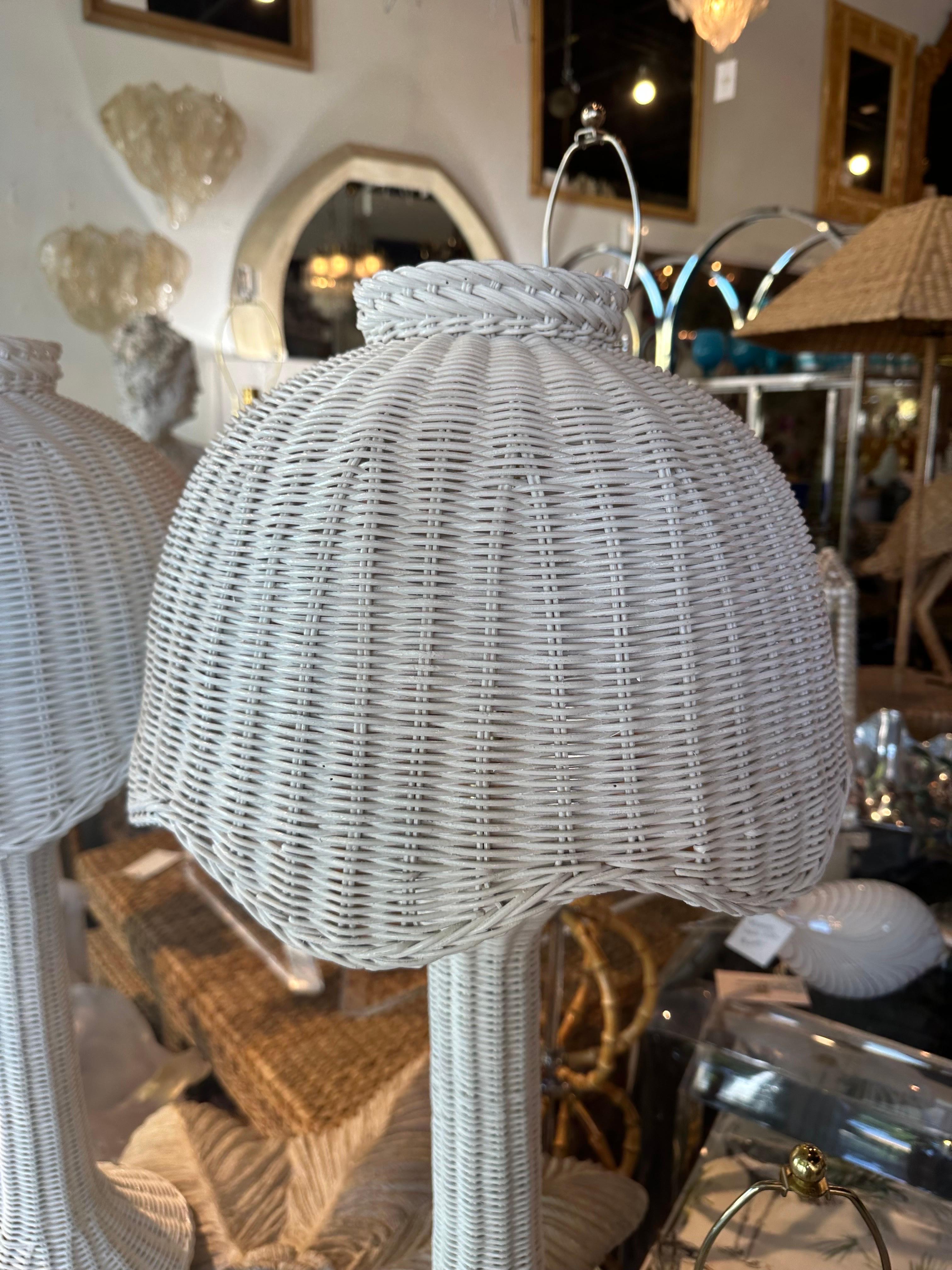 American Vintage Palm Beach Pair White Wicker Scalloped Table Lamps Shades Newly Wired  For Sale