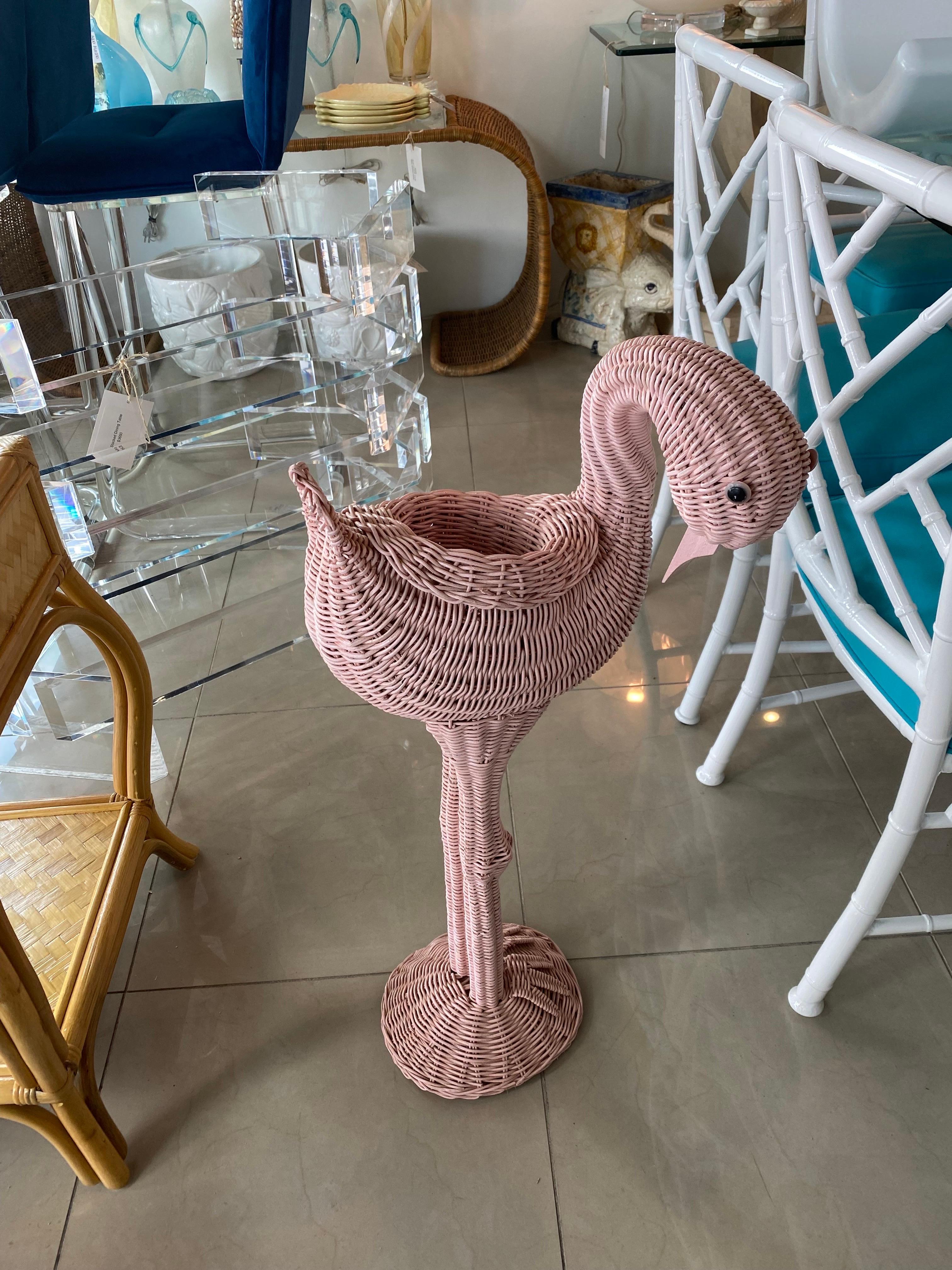 Vintage Palm Beach Pink Wicker Flamingo Plant Stand Pot Holder Garden For Sale 4