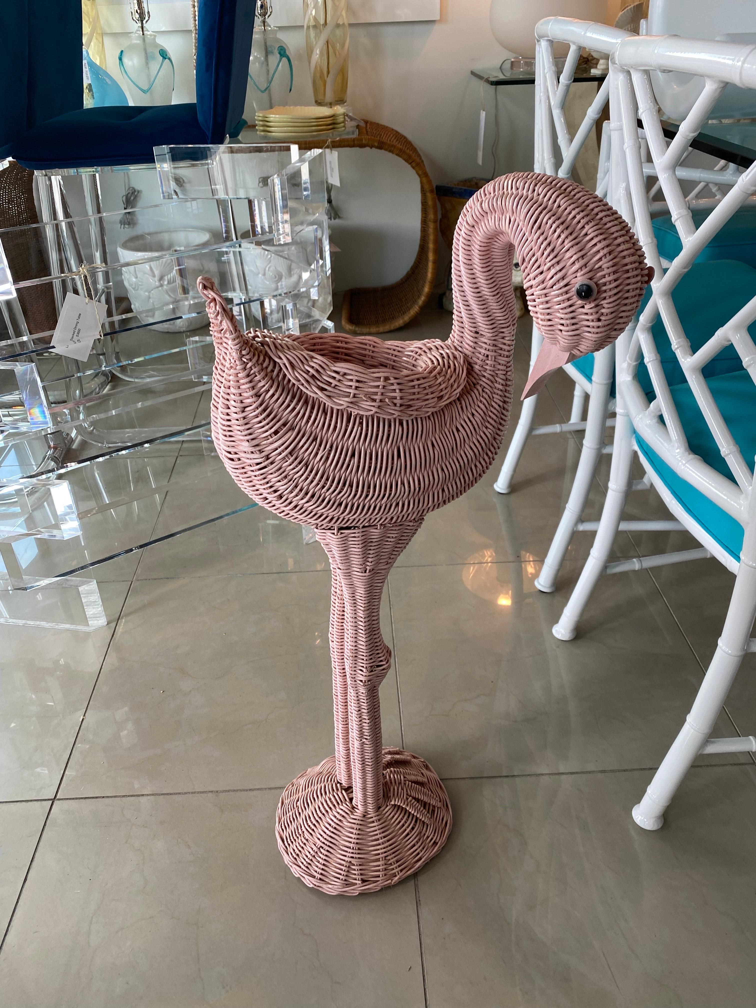 Vintage Palm Beach Pink Wicker Flamingo Plant Stand Pot Holder Garden In Good Condition For Sale In West Palm Beach, FL
