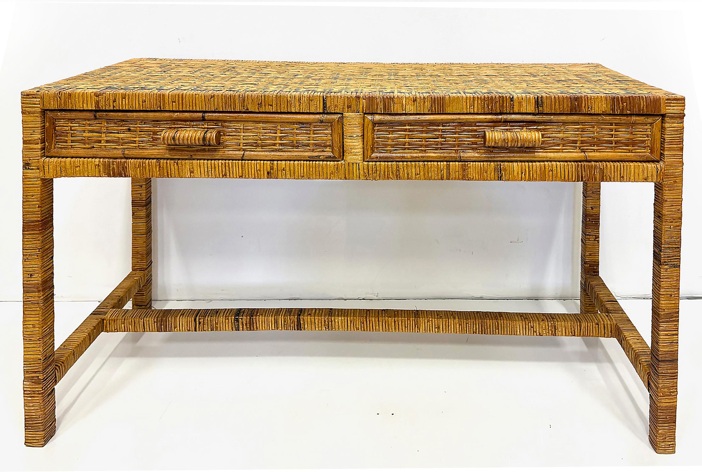 Vintage Palm Beach Regency Coastal Console Desk in Split Rattan, Glass Top In Good Condition For Sale In Miami, FL