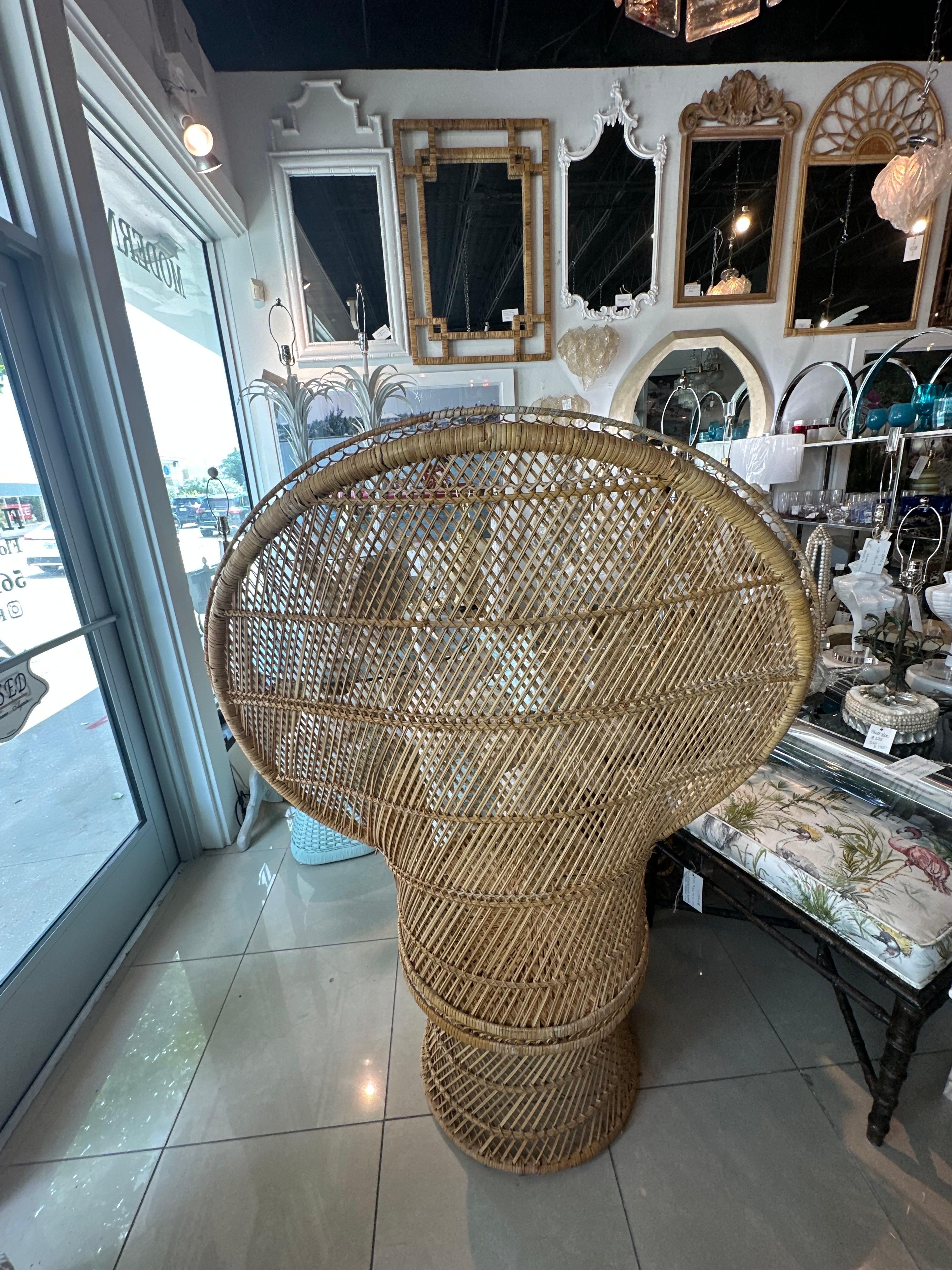 Vintage Palm Beach Tropical Braided Rattan Wicker Peacock Fan Back Chair For Sale 1