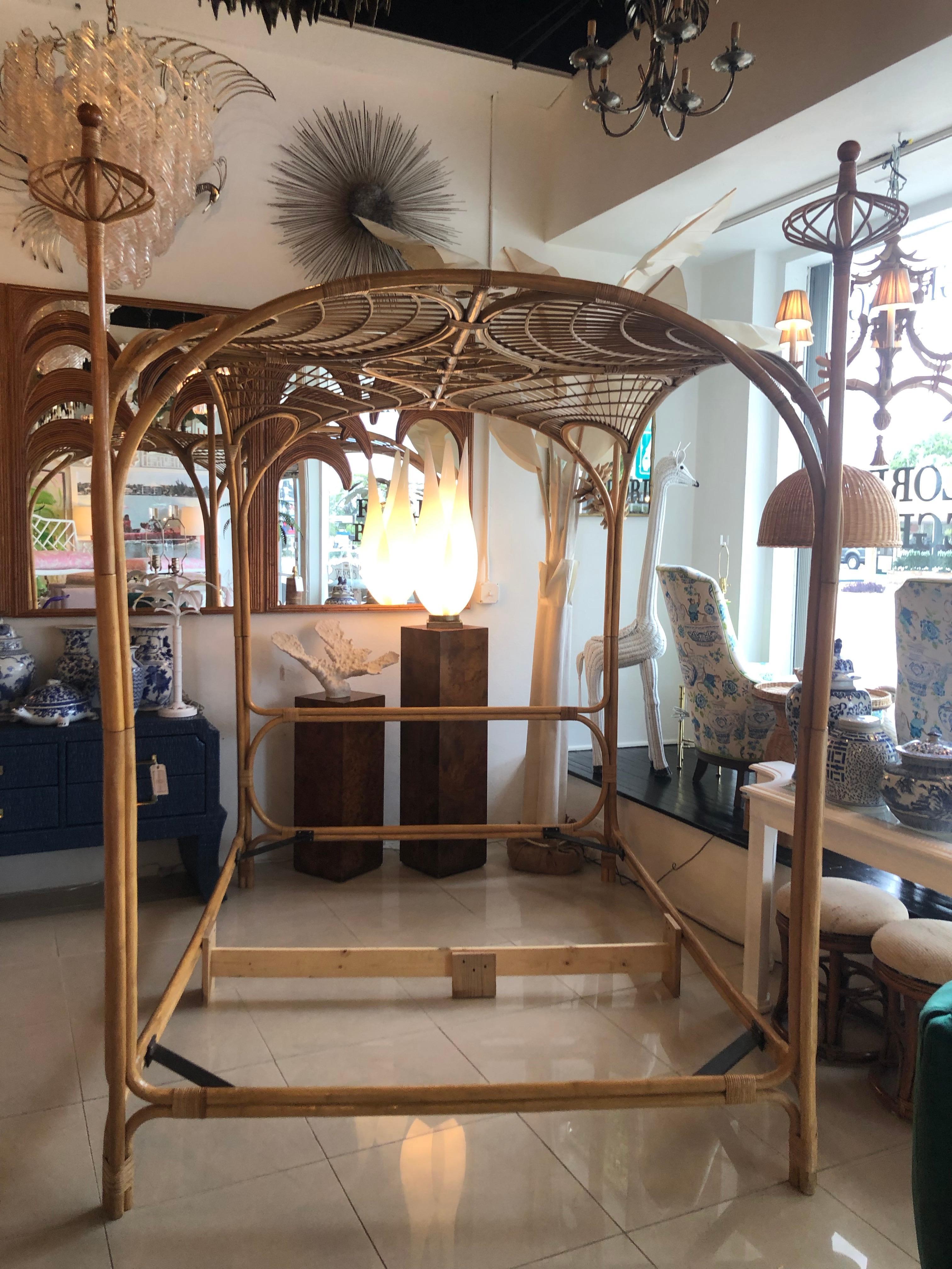 American Vintage Palm Beach Tropical Rattan Bamboo Queen Size Canopy Bed