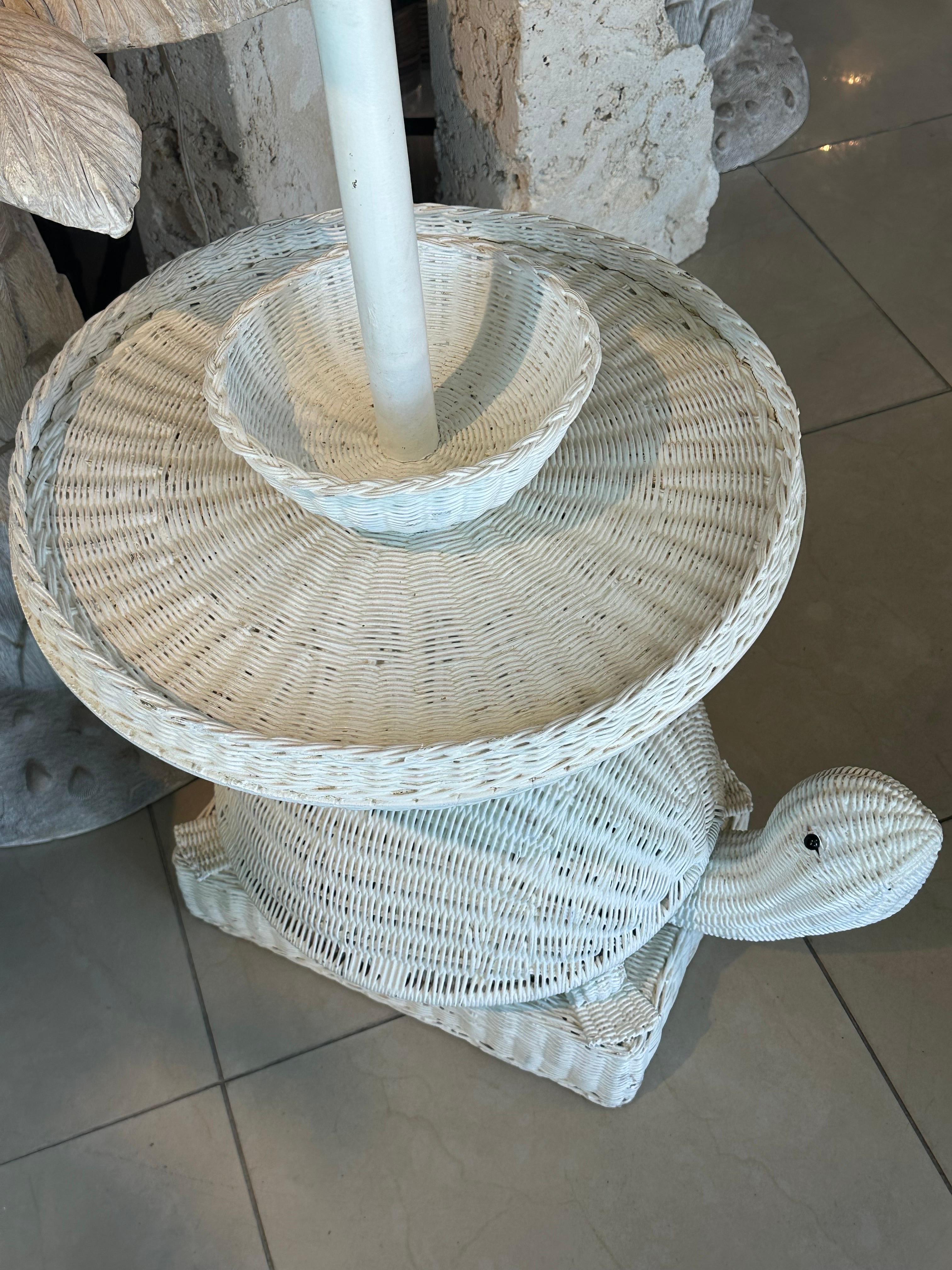 Vintage Palm Beach Wicker Turtle Floor End Side Table Lamp Newly Wired For Sale 1