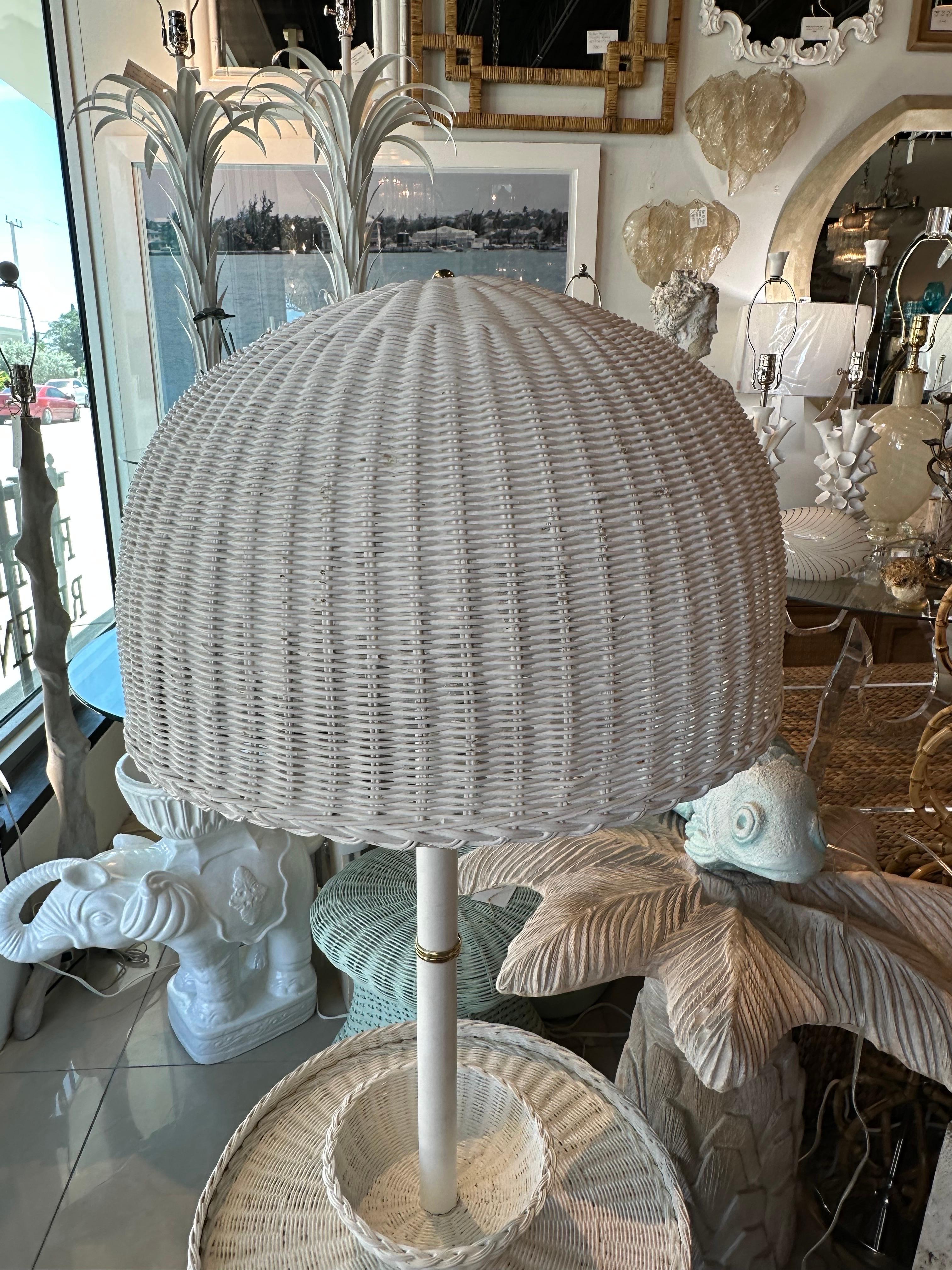 Vintage Palm Beach Wicker Turtle Floor End Side Table Lamp Newly Wired For Sale 2