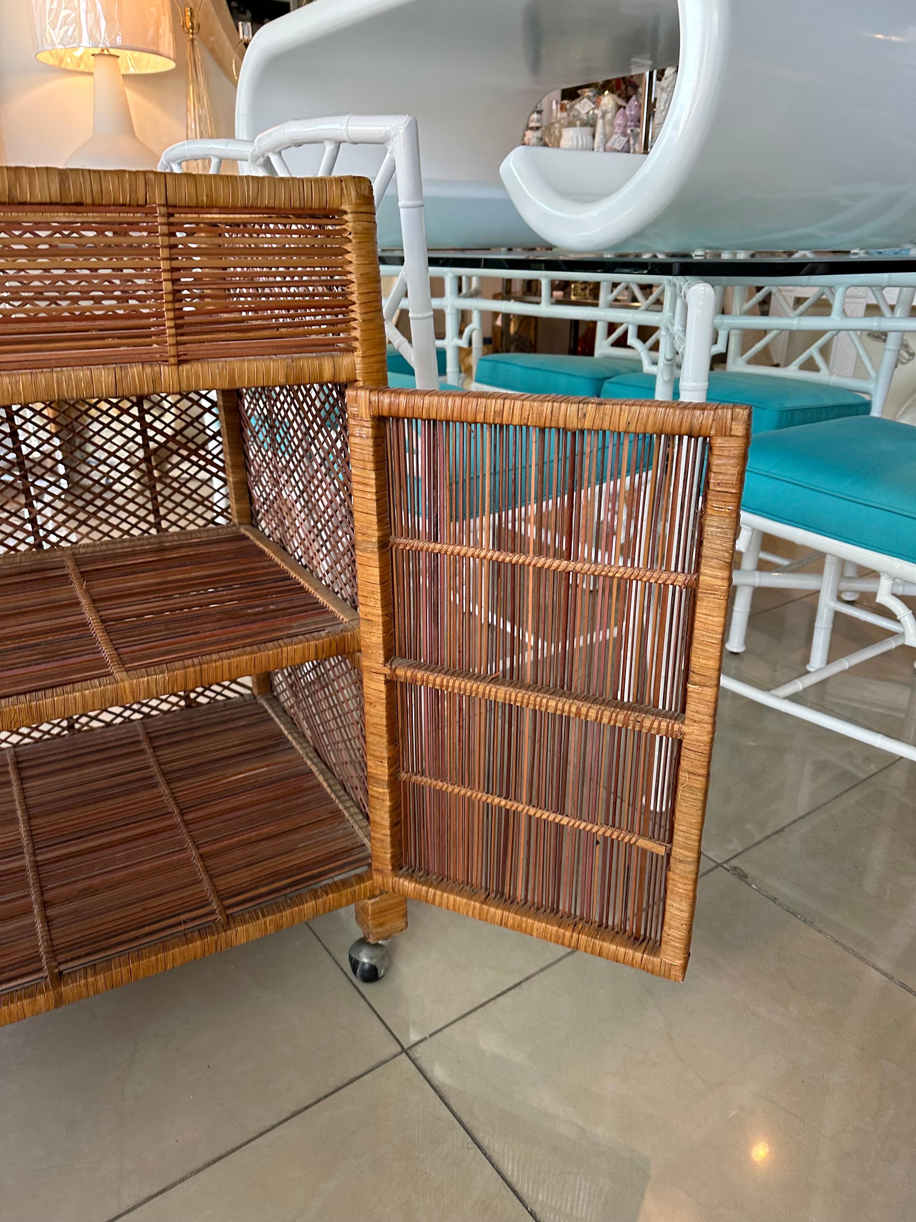 Vintage Palm Beach Wrapped Wicker Reed Rattan Bar Cart with Shelves & Doors In Good Condition For Sale In West Palm Beach, FL