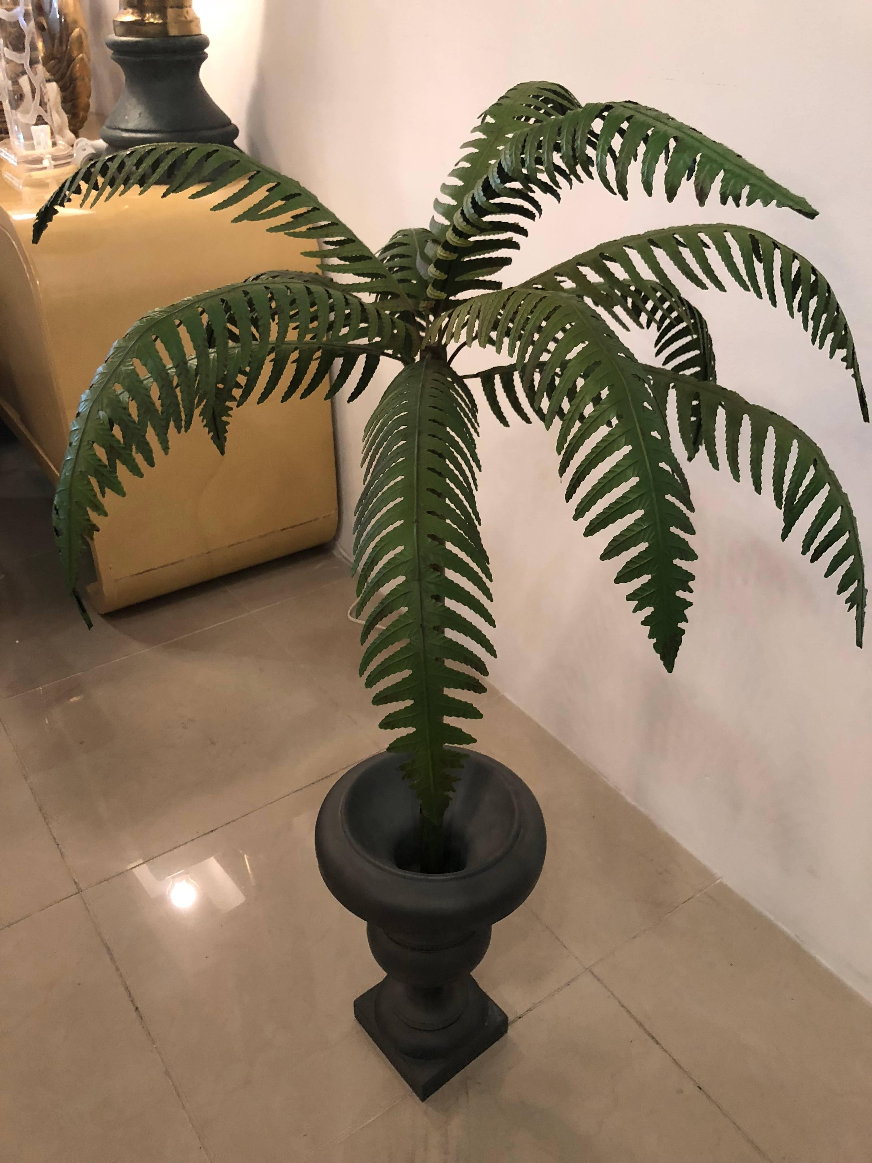 Late 20th Century Vintage Palm Frond Tree Leaf Metal Tole Urn For Sale