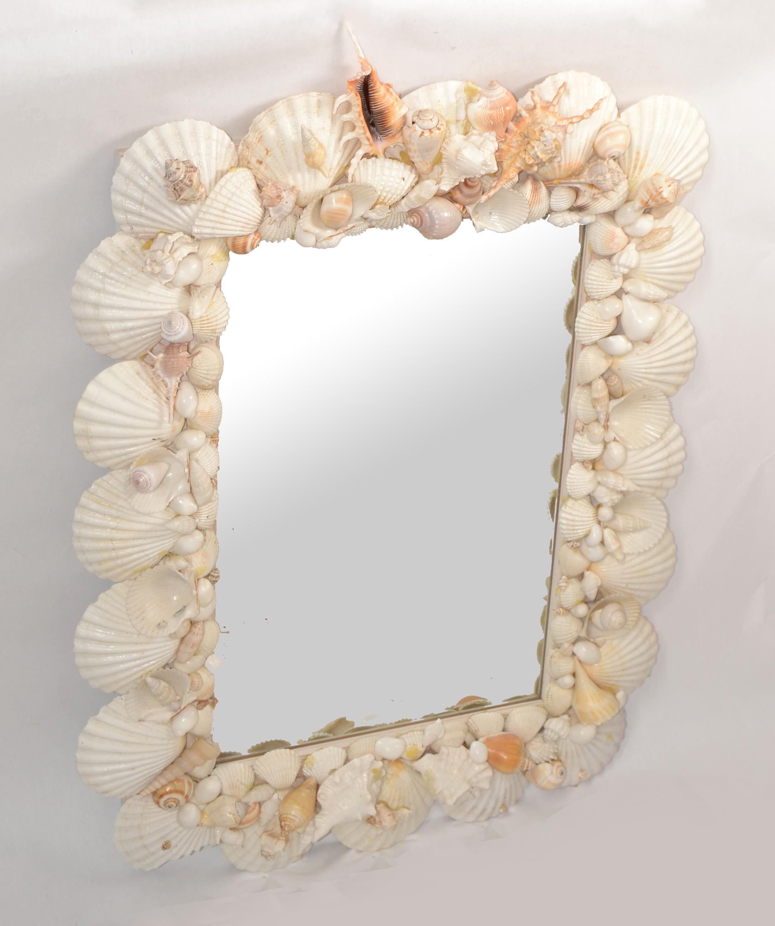 Vintage Palm Regency Coastal Handmade Rectangle Wall Mirror (Miroir rectangulaire) Bon état - En vente à Miami, FL