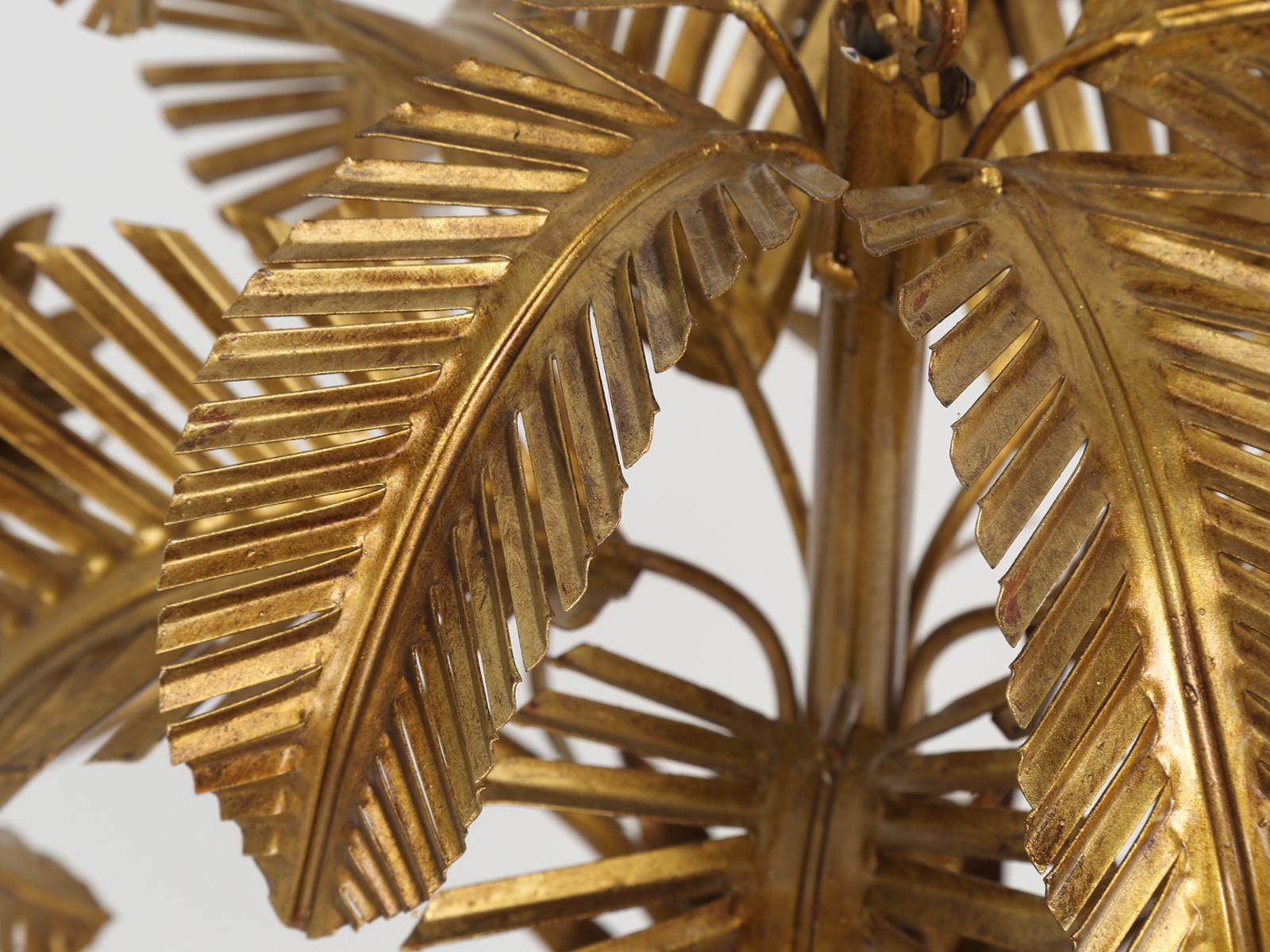Vintage Palm Tree Frond Gilt Leaves Chandelier, Metal Tole In Good Condition In Chicago, IL