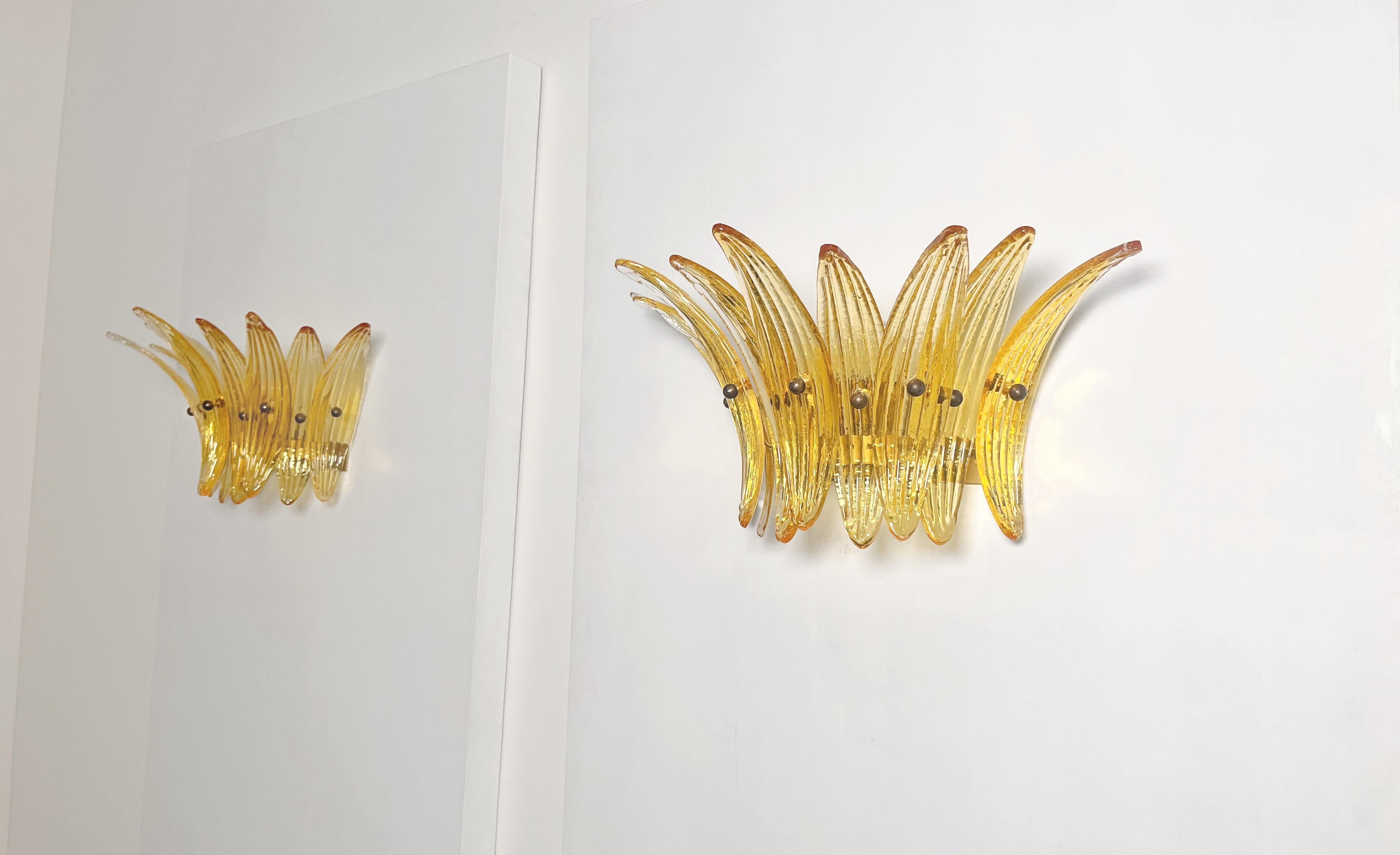 Palmette Vintage Aplique, Vidrios Ámbar Italiano en venta