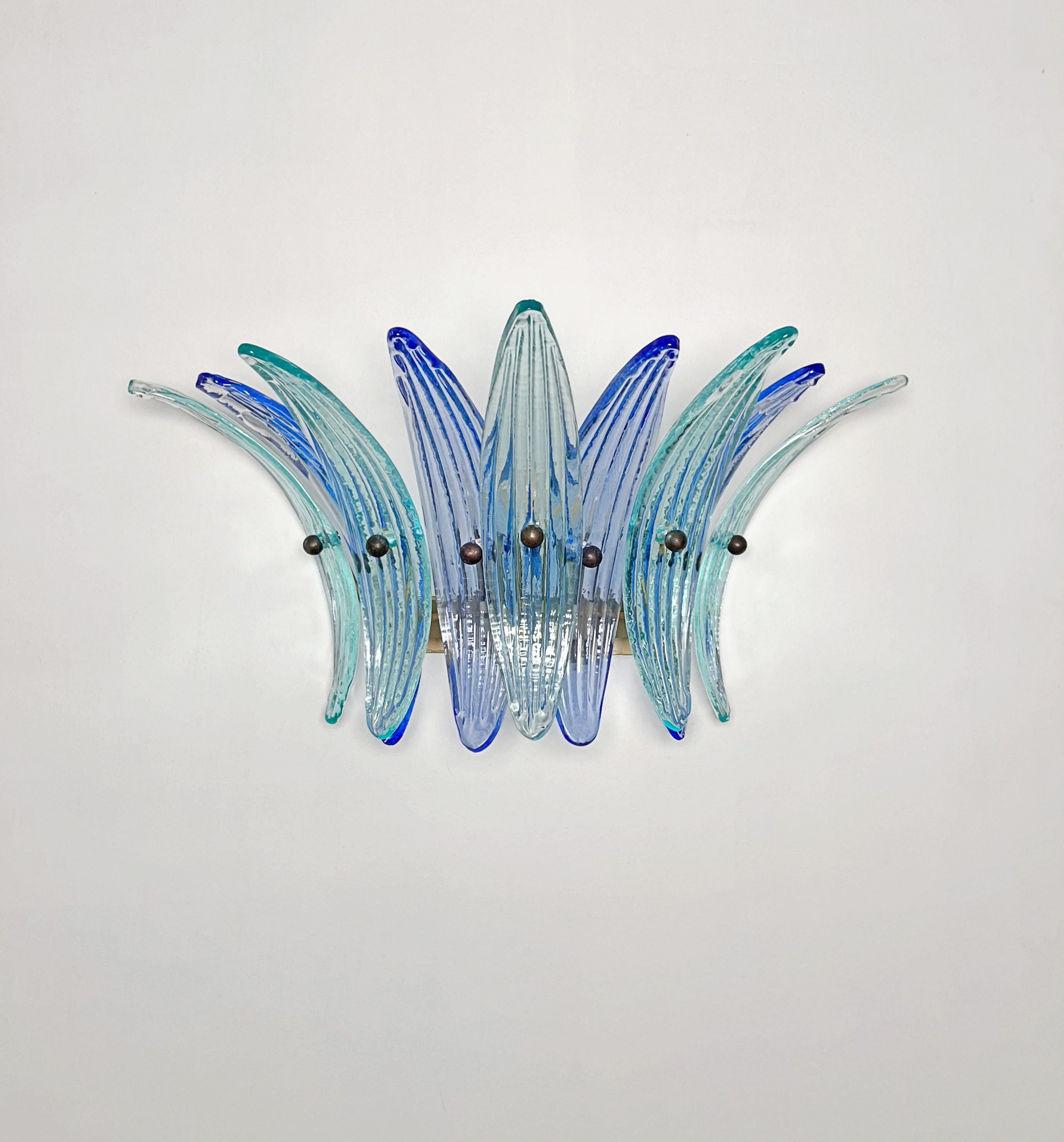 Vintage Palmette Wall Light  - blue and turquoise glasses In Good Condition For Sale In Gaiarine Frazione Francenigo (TV), IT
