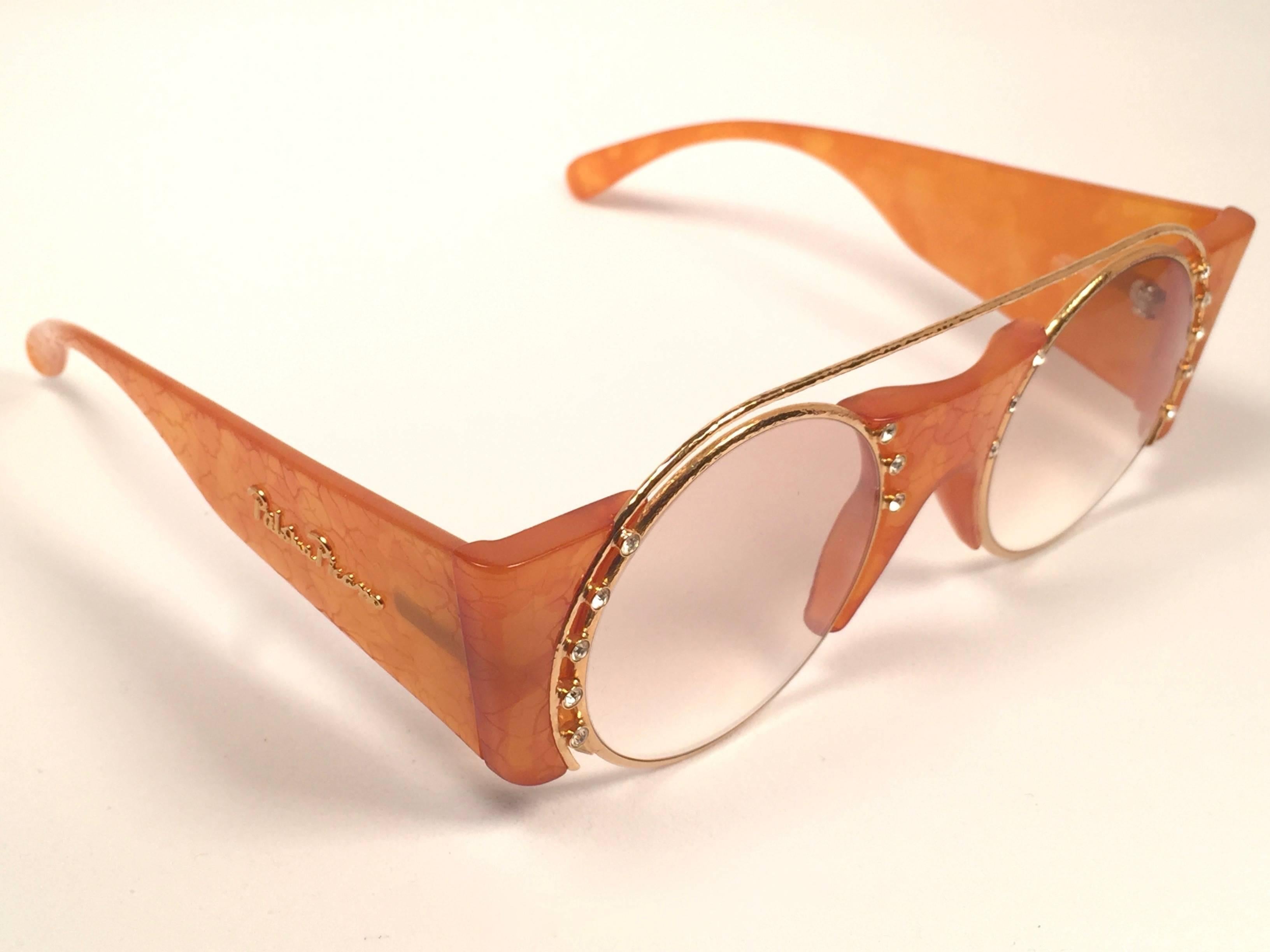 Occhiali da sole Paloma Picasso Vintage Oval Gold 3729 Lady Gaga Made in Germany 1980 In condizioni ottime in vendita a Baleares, Baleares