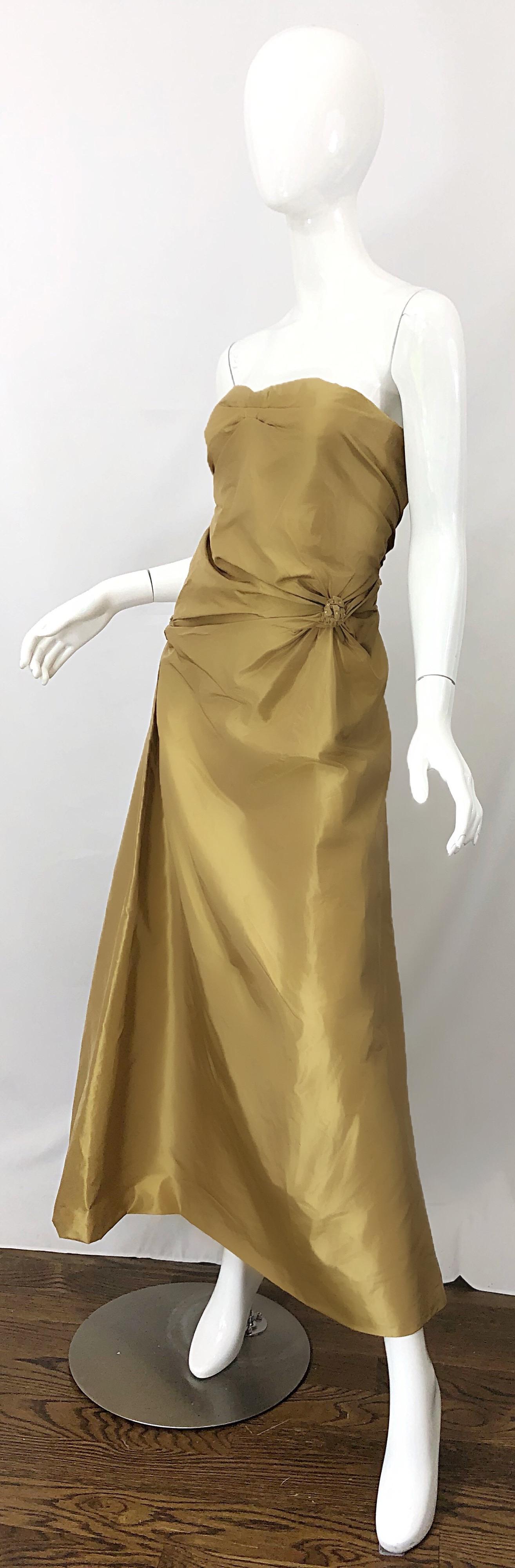 Vintage Pamela Dennis Couture Size 8 Gold Silk Taffeta Beaded Strapless 90s Gown For Sale 3
