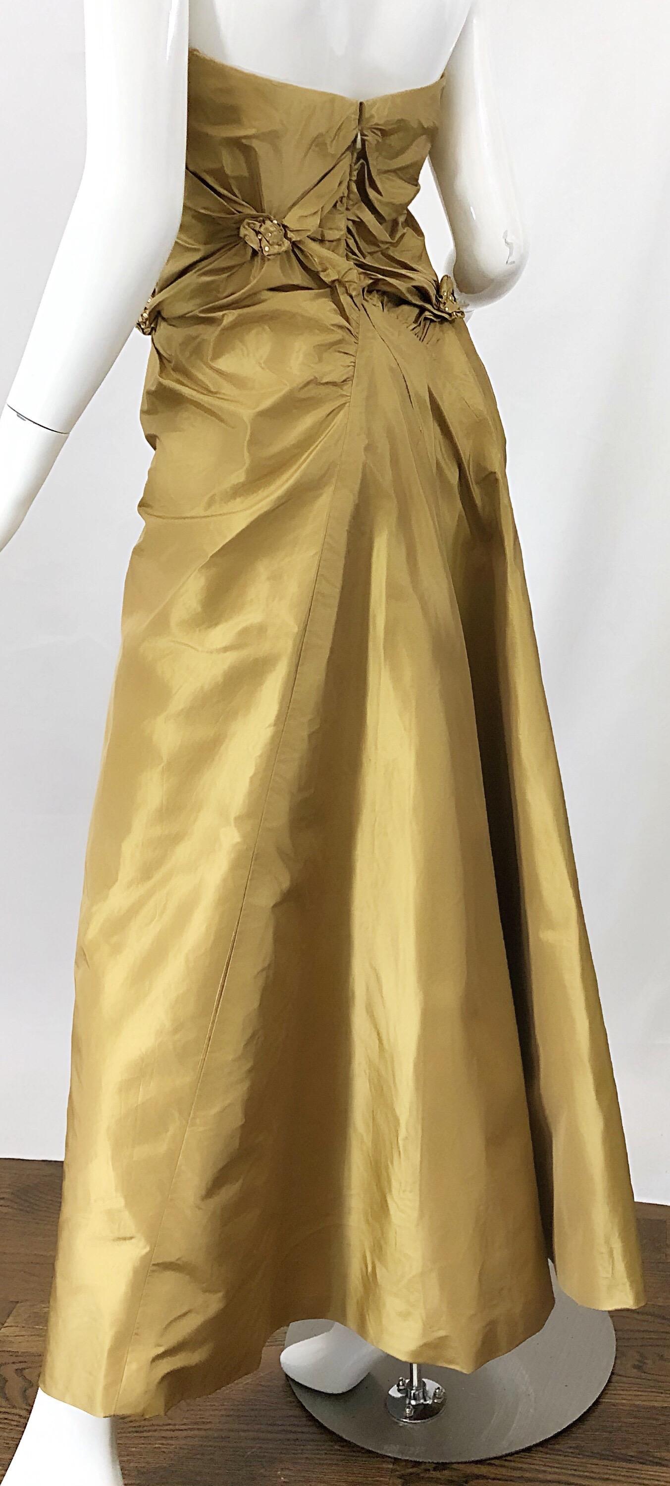 Women's Vintage Pamela Dennis Couture Size 8 Gold Silk Taffeta Beaded Strapless 90s Gown For Sale