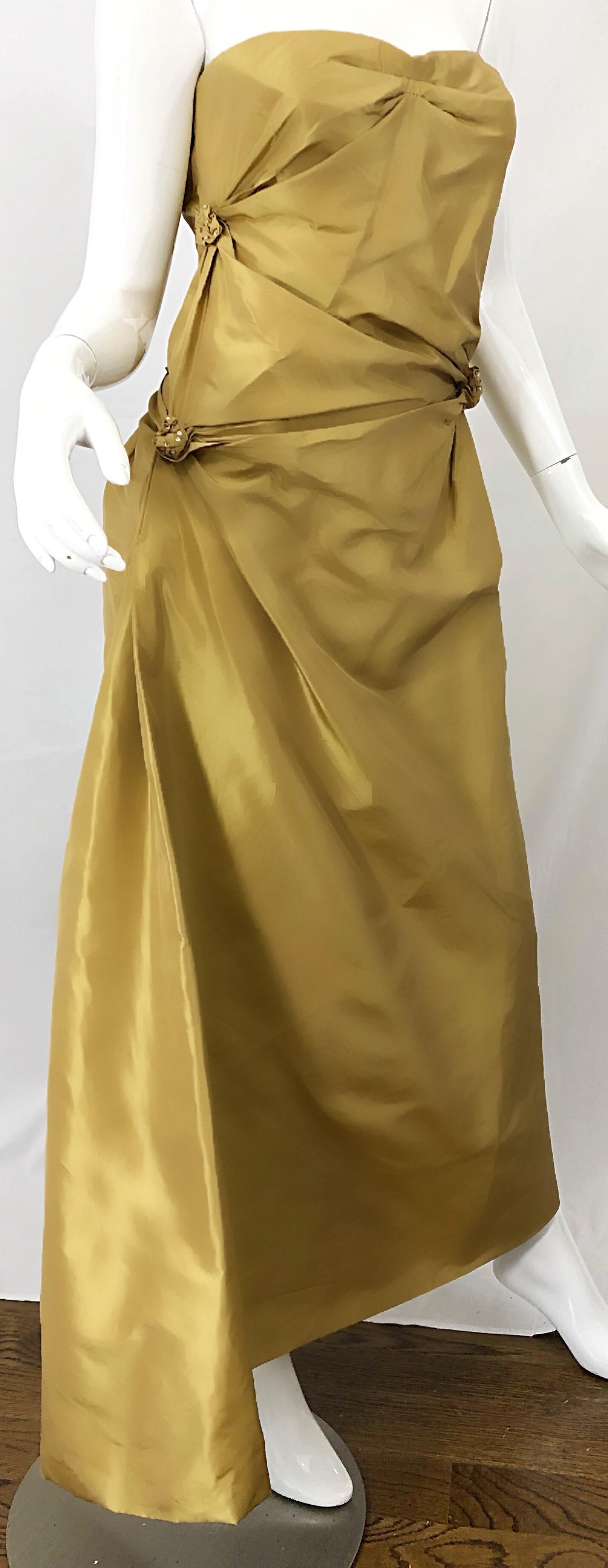 Vintage Pamela Dennis Couture Size 8 Gold Silk Taffeta Beaded Strapless 90s Gown For Sale 1