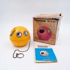 Vintage Panasonic Transistor Radio R70 - 1970s