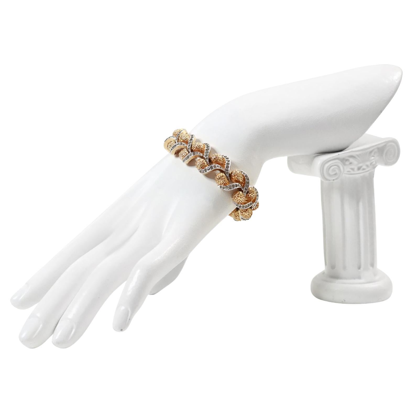 Vintage Panetta Gold Braided Bracelet with Clear Pave Stones Circa 1960s (Bracelet tressé en or avec des pierres claires pavées) en vente