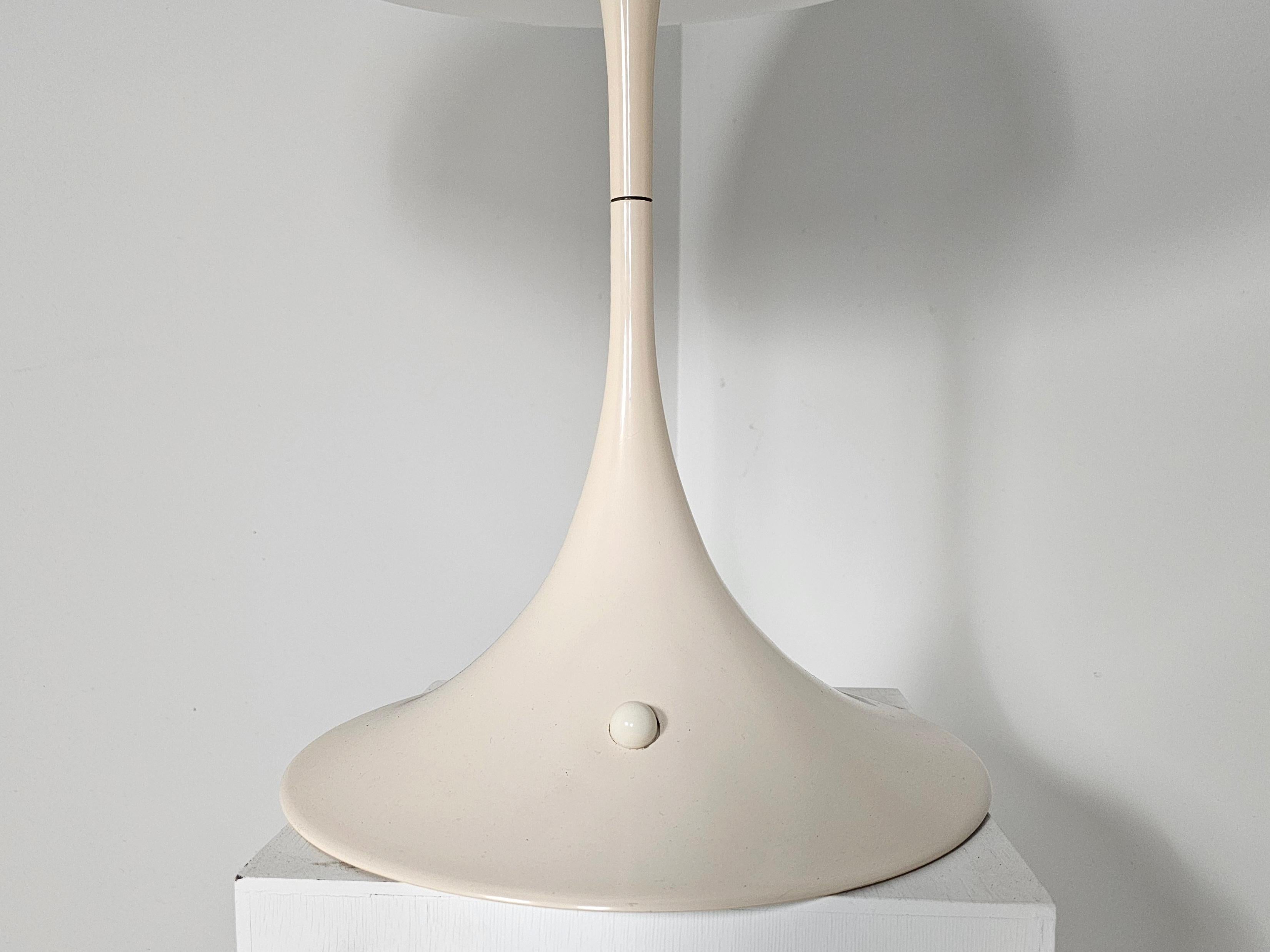20th Century Vintage Panthella lamp by Verner Panton, edition Louis Poulsen  1971 For Sale