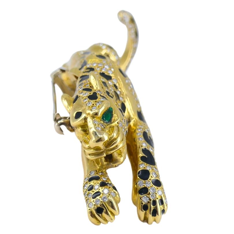 Vintage Panther Enamel Brooch 18k Gold Diamond Emerald Estate Jewelry In Good Condition For Sale In Beverly Hills, CA