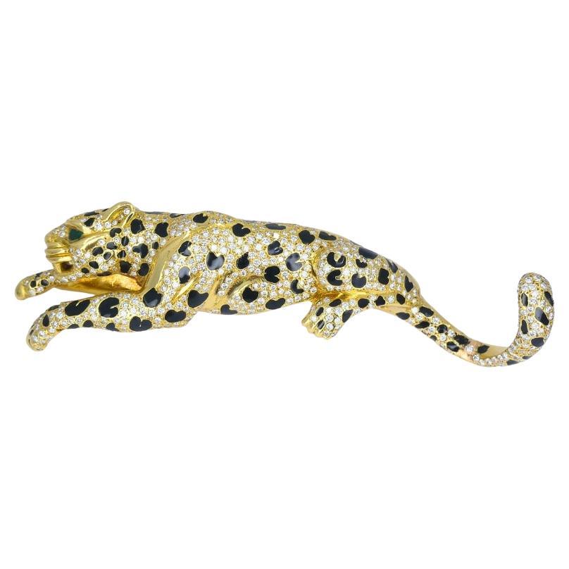 Spilla smaltata Panther d'epoca in oro 18k con diamante e smeraldo Estate Jewelry