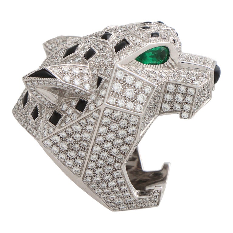 Vintage Panthère de Cartier Diamond, Emerald and Onyx Panther Ring in White  Gold For Sale at 1stDibs | cartier lion ring, cartier panthere mens ring
