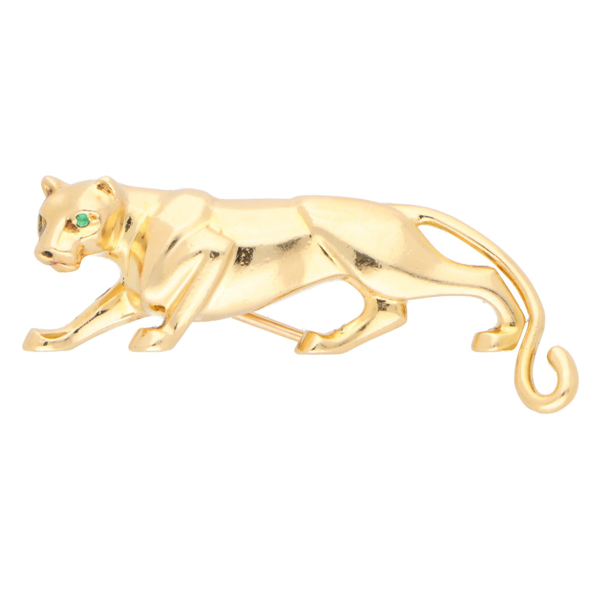 De Cartier Emerald Eyed Panther Brooch 