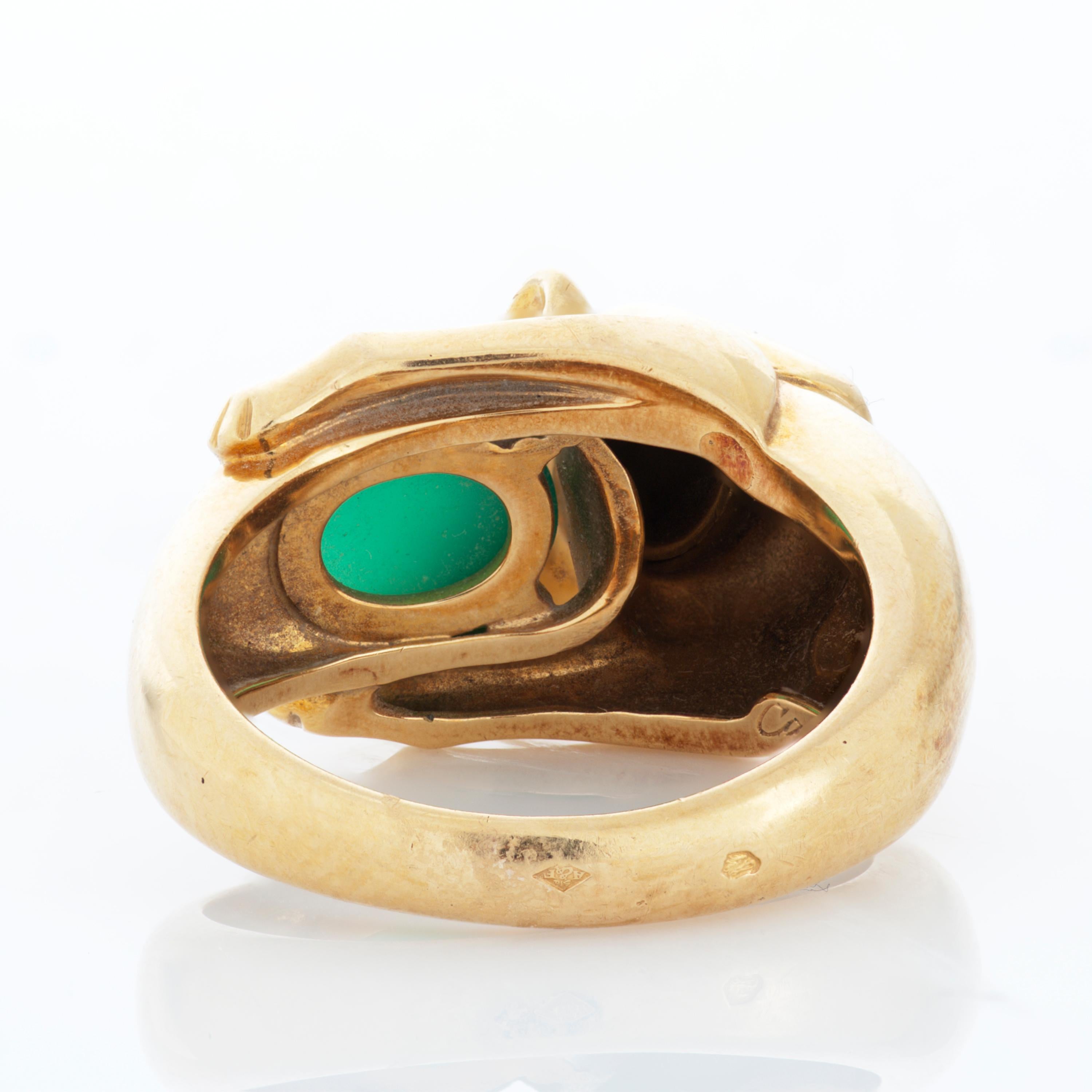 Vintage Panthere De Cartier Green Chrysoprase Ring in 18k Yellow Gold In Good Condition For Sale In Philadelphia, PA
