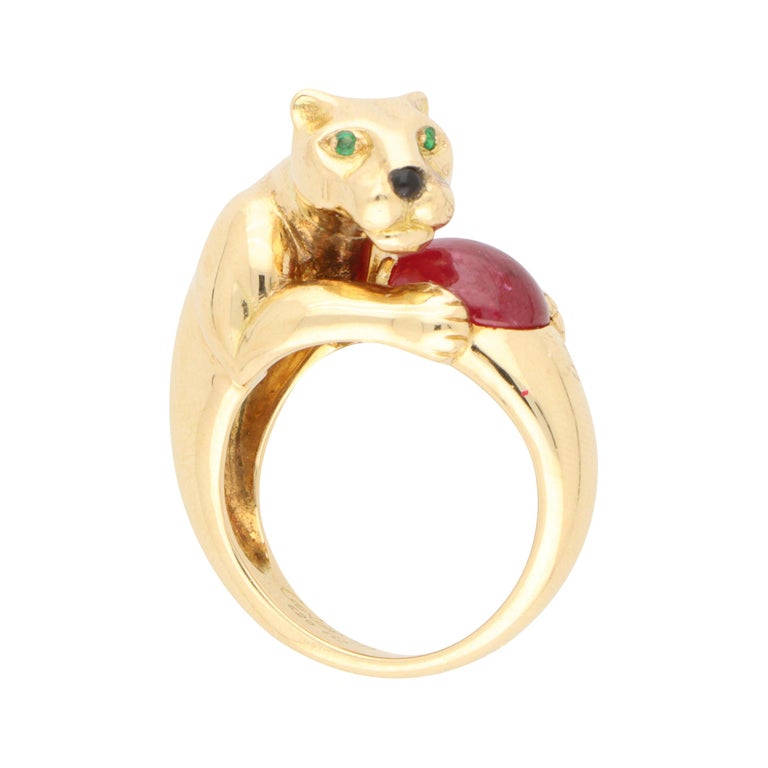Vintage Panthère De Cartier Ruby and Emerald Panther Ring Set in 18k Yellow Gold at 1stDibs