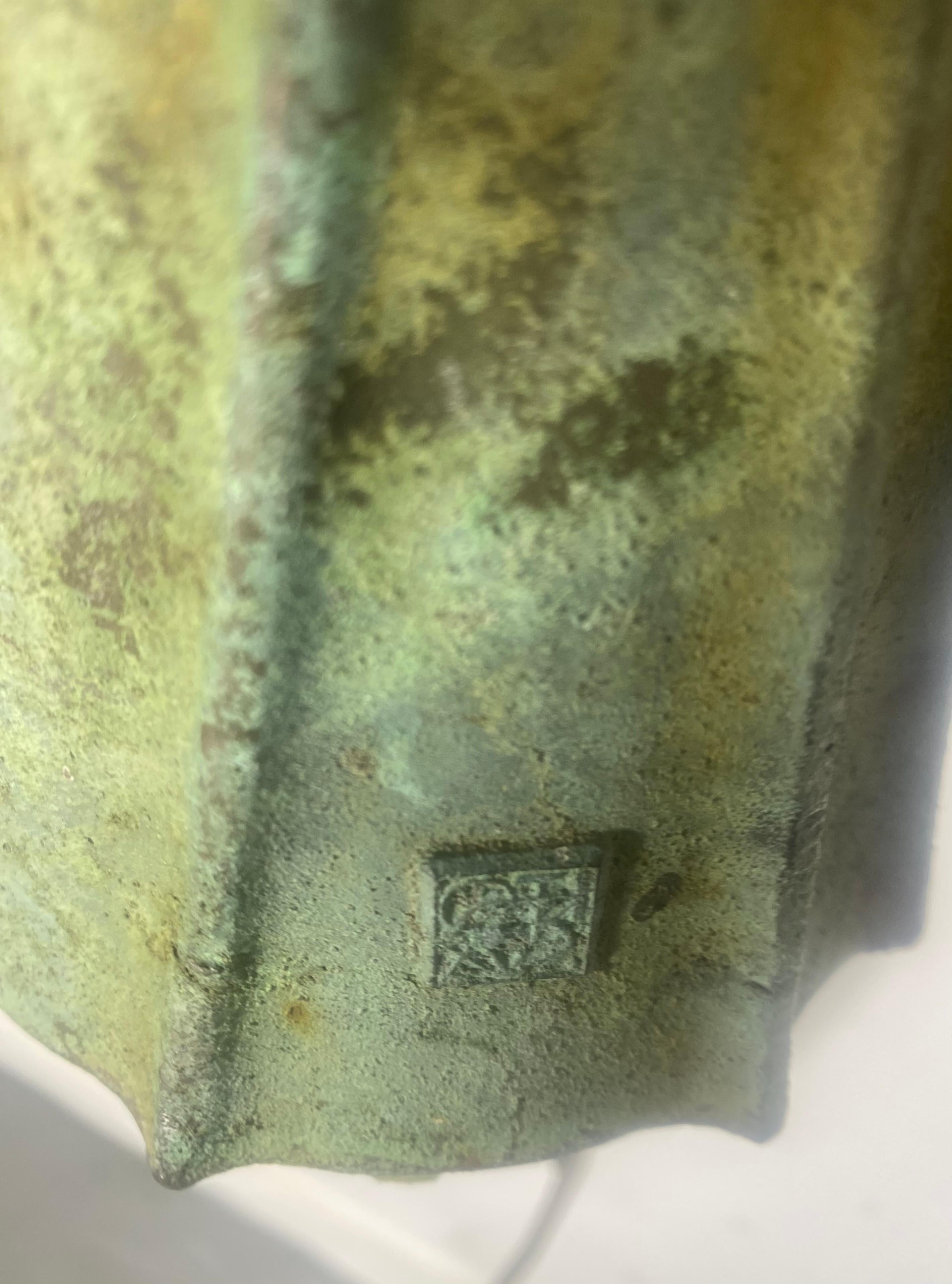Chimère vintage Paolo Soleri Arconsanti en bronze multicolore avec cloche/verre à vent Bon état - En vente à Buffalo, NY