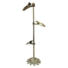 Supporto portacarte vintage con clip a forma di mano