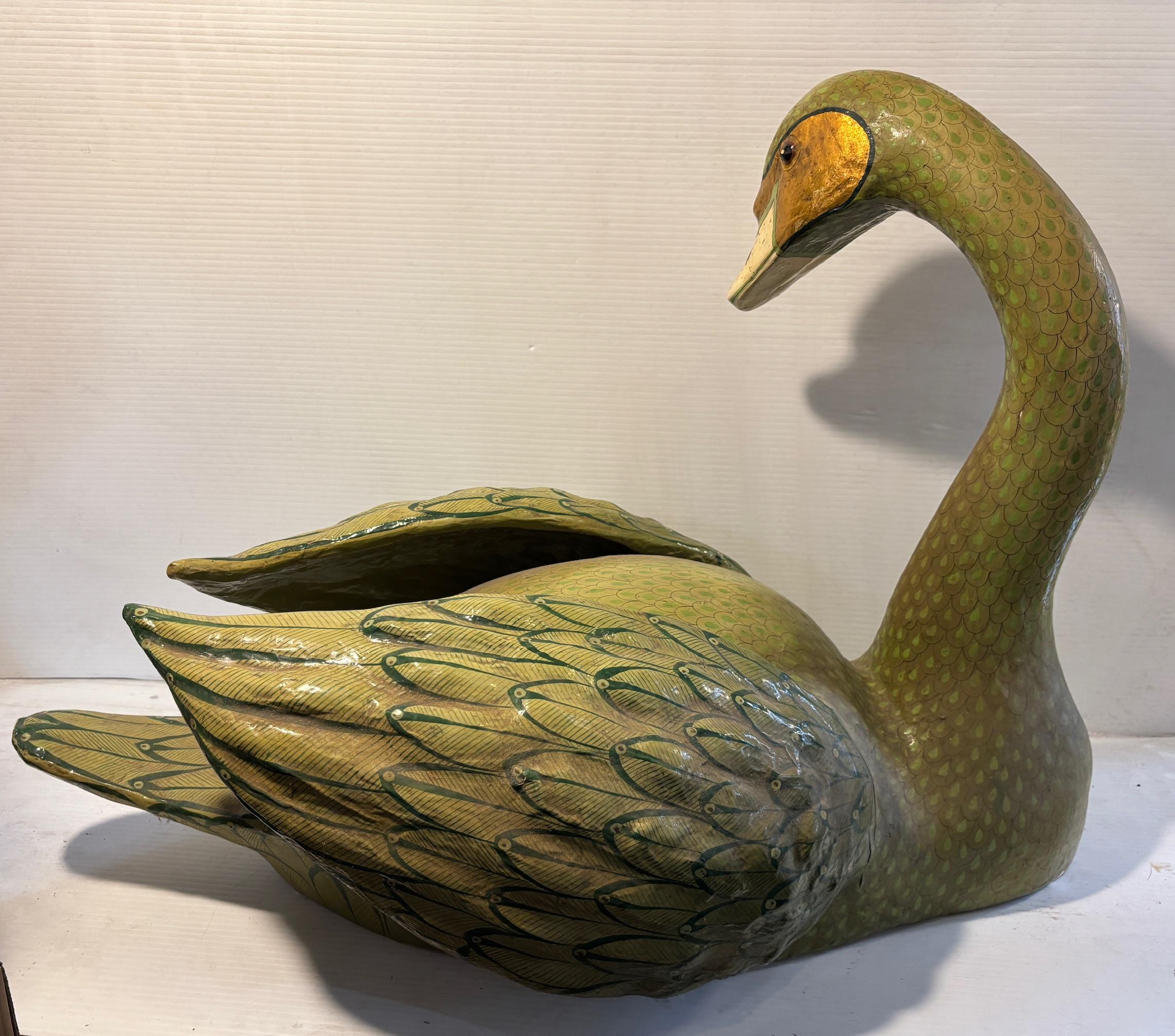 Cigno di cartapesta vintage Greene & Greene in vendita 1